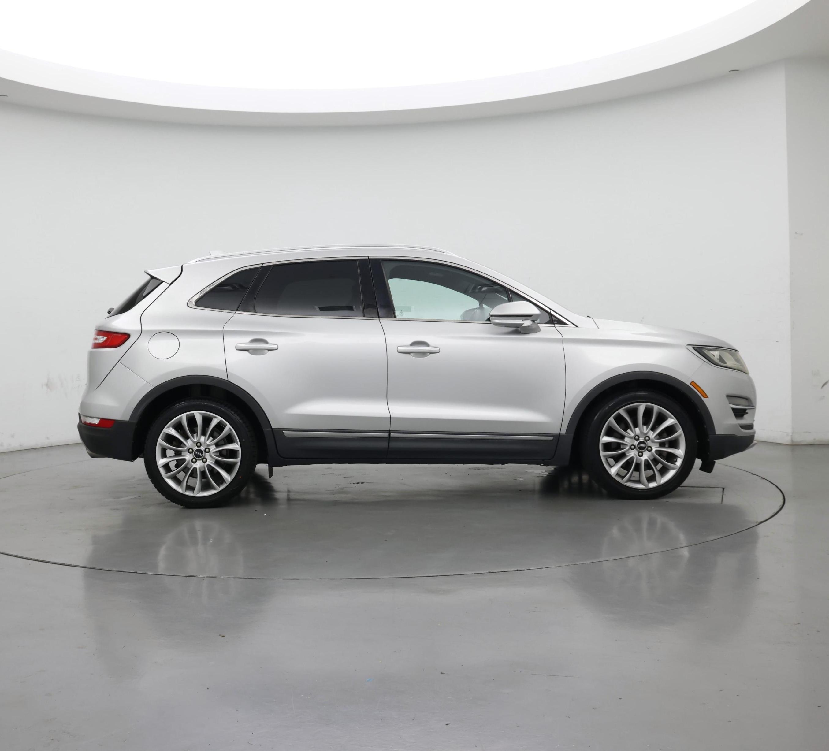 Thumbnail: 2015 Lincoln MKC - 7