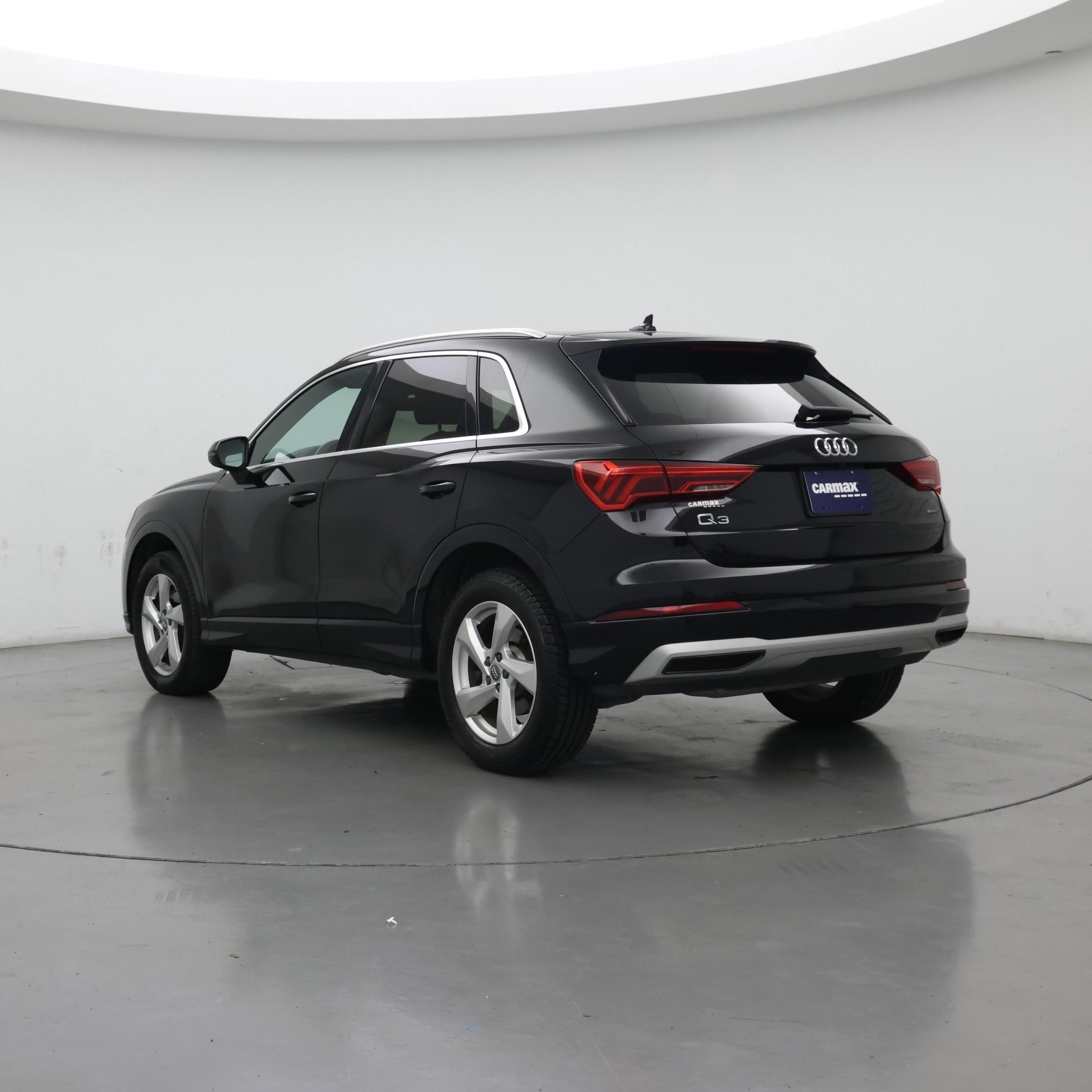 Thumbnail: 2020 Audi Q3 - 2