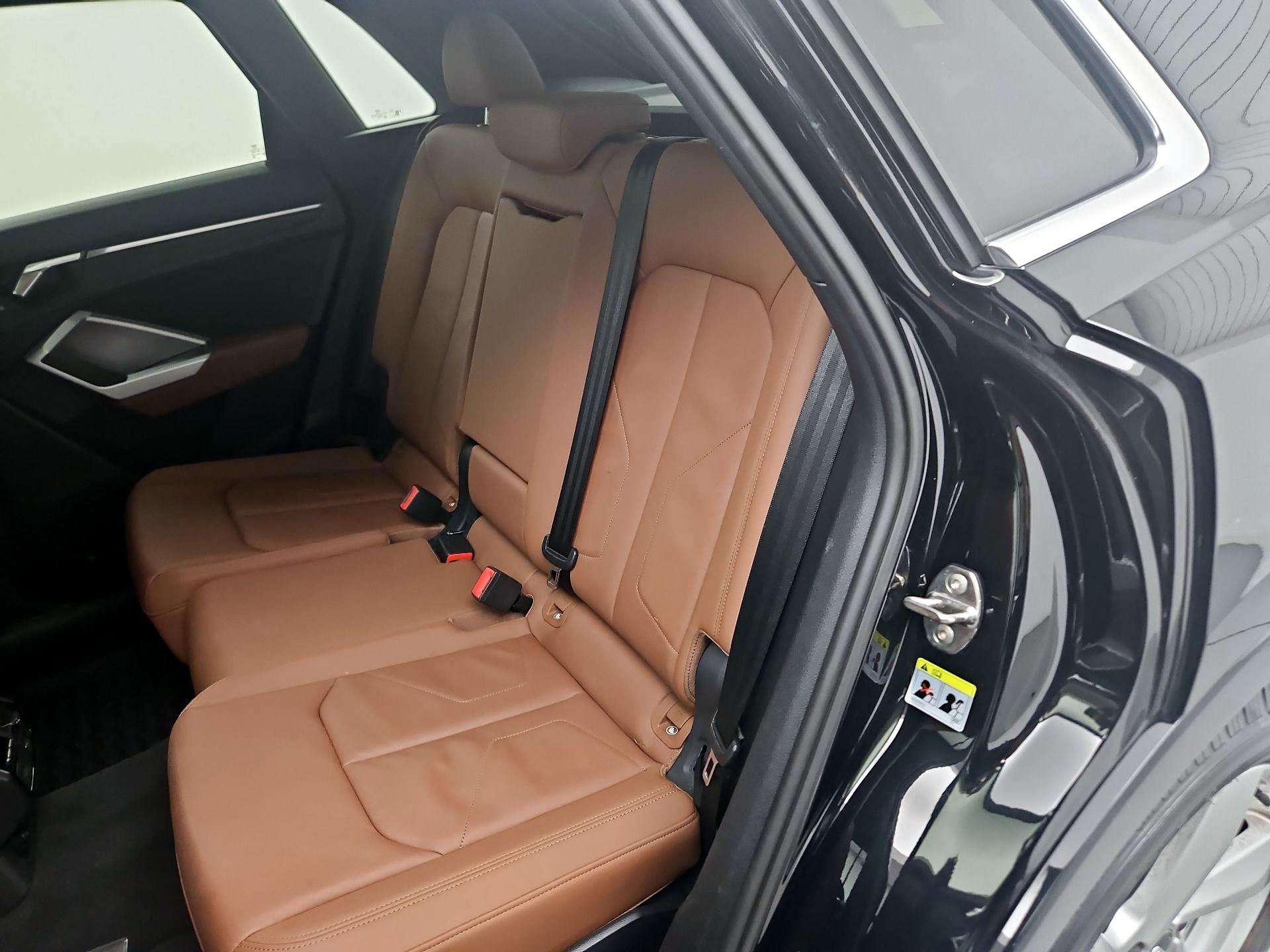 Thumbnail: 2020 Audi Q3 - 20
