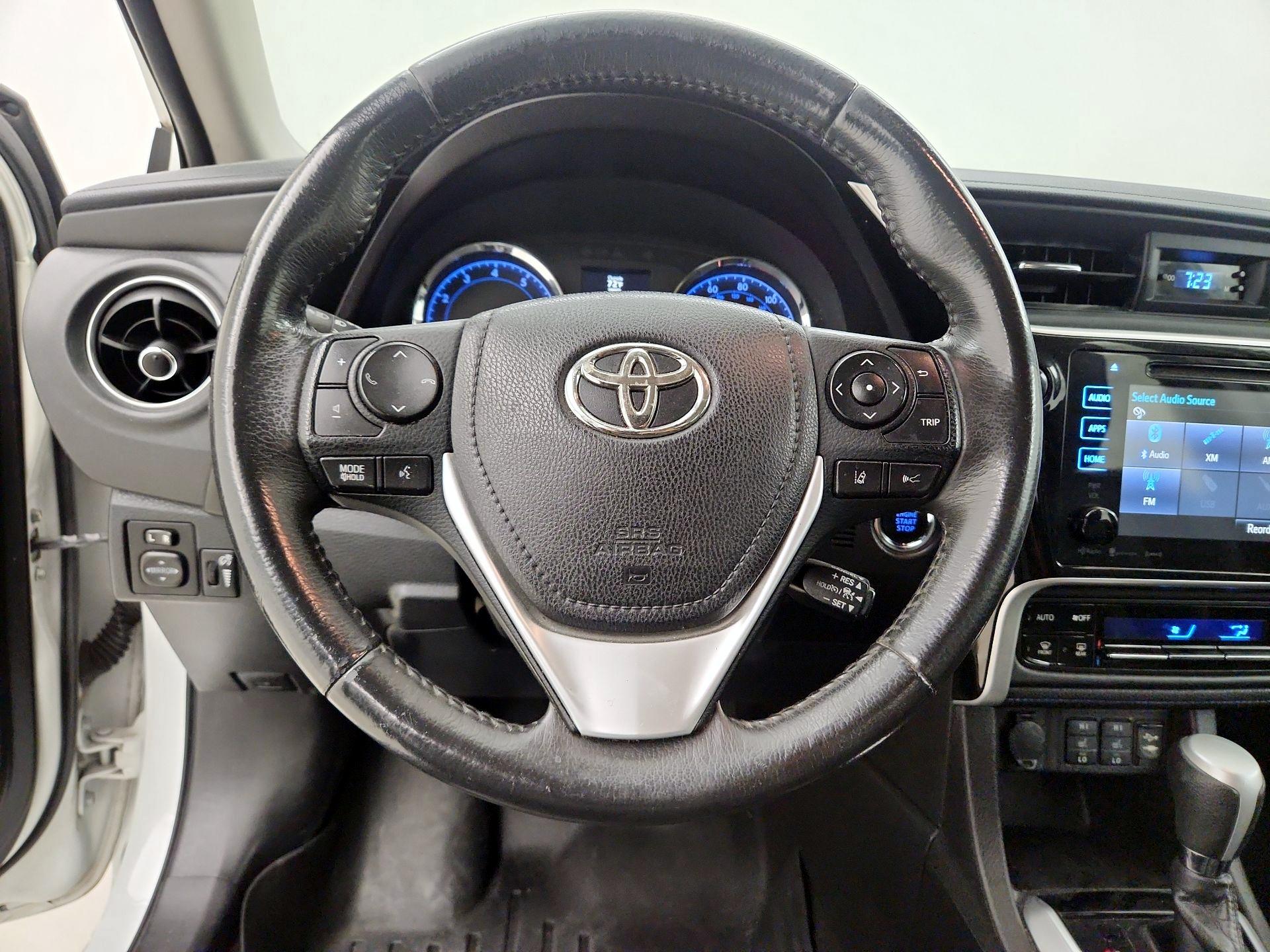 Thumbnail: 2018 Toyota Corolla - 10