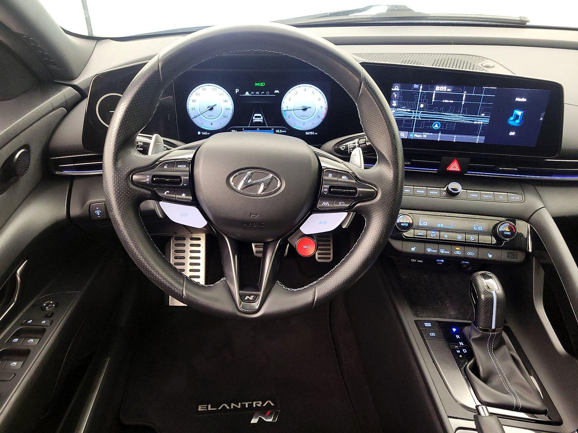 Thumbnail: 2022 Hyundai Elantra - 10