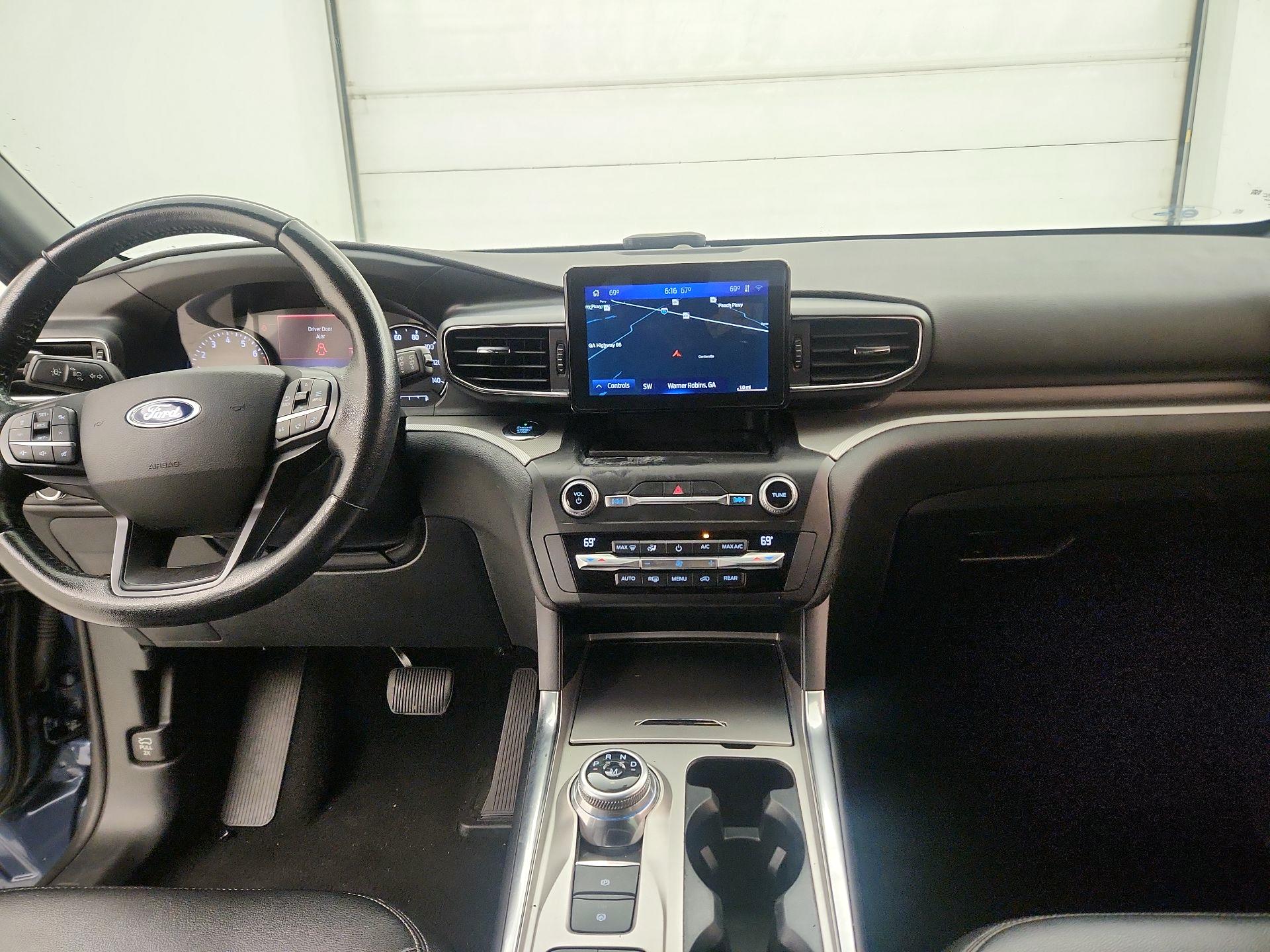 Thumbnail: 2020 Ford Explorer - 9