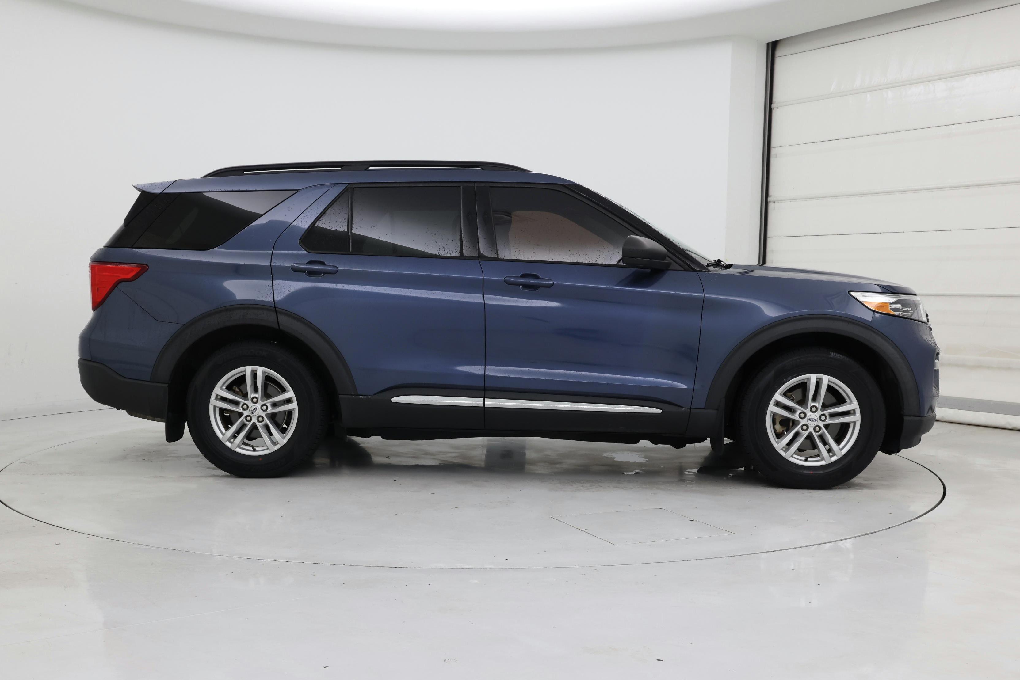 Thumbnail: 2020 Ford Explorer - 7
