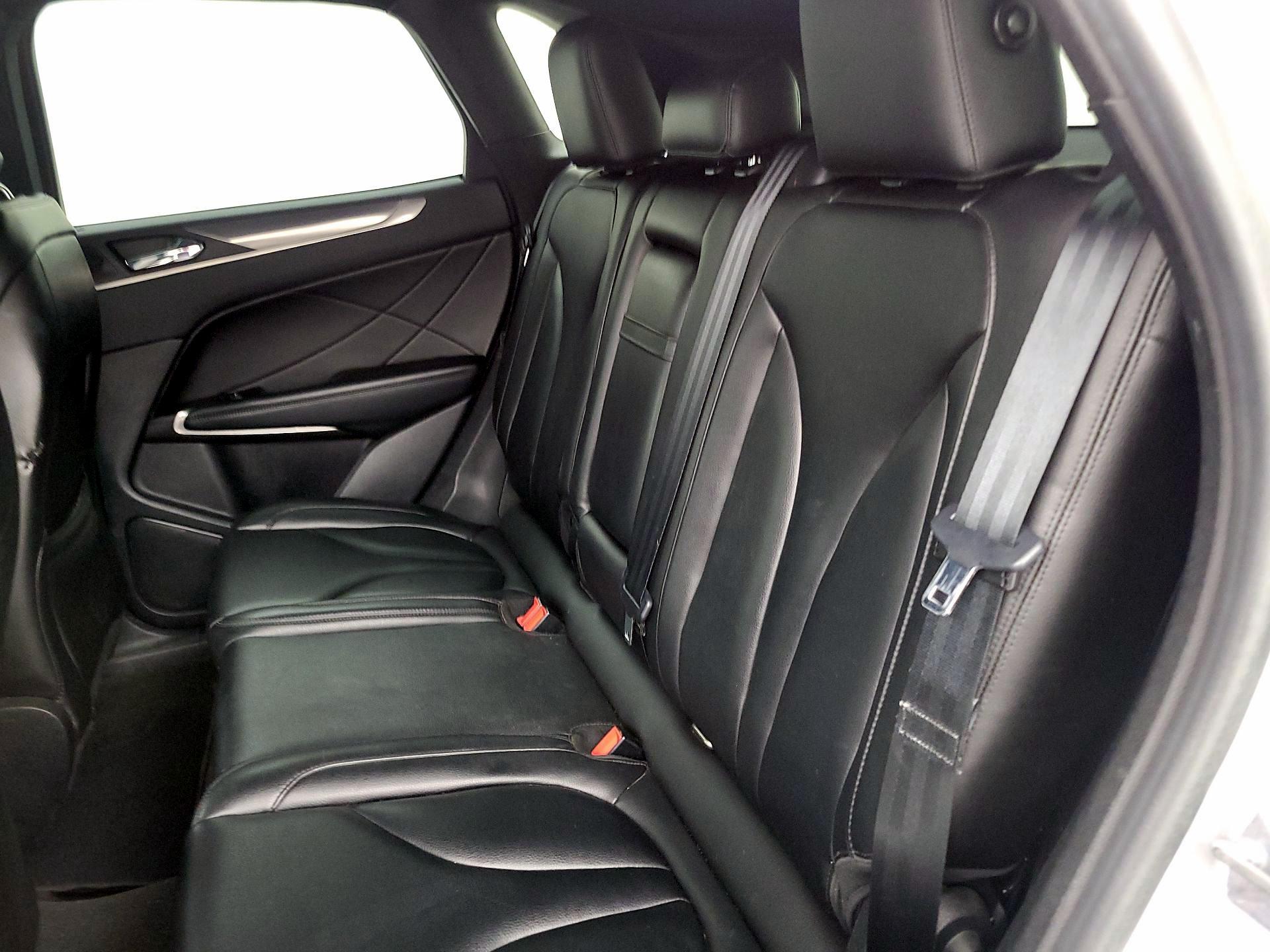 Thumbnail: 2019 Lincoln MKC - 19