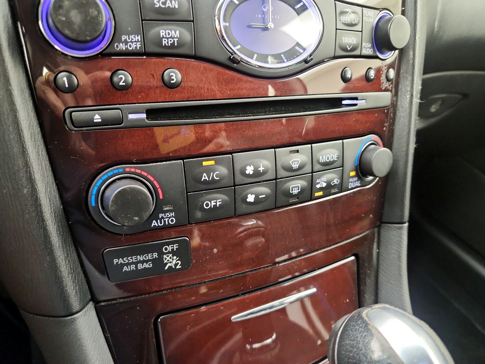 Thumbnail: 2016 INFINITI QX50 - 17