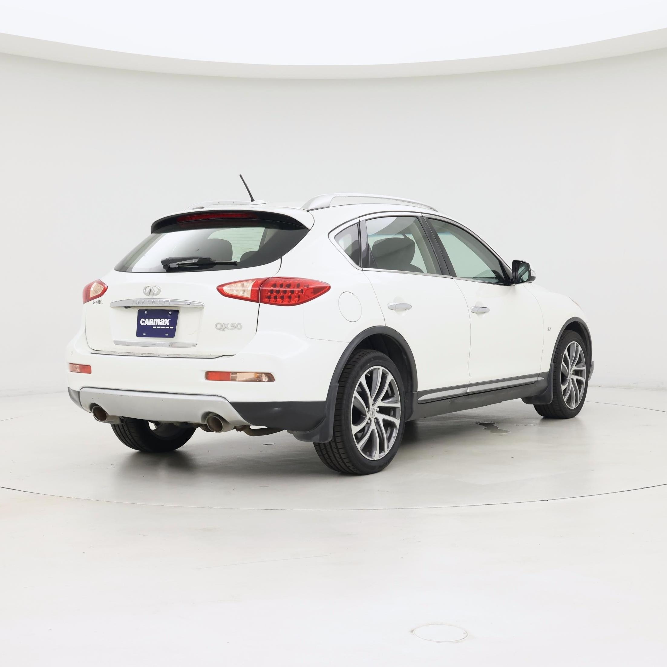 Thumbnail: 2016 INFINITI QX50 - 8