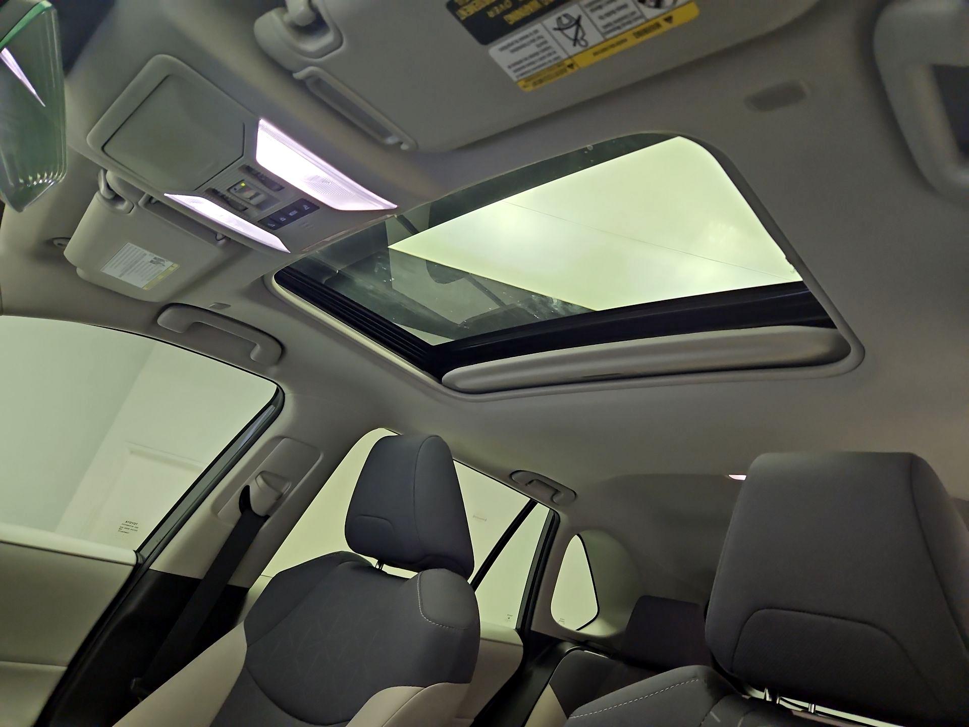 Thumbnail: 2024 Toyota RAV4 - 19