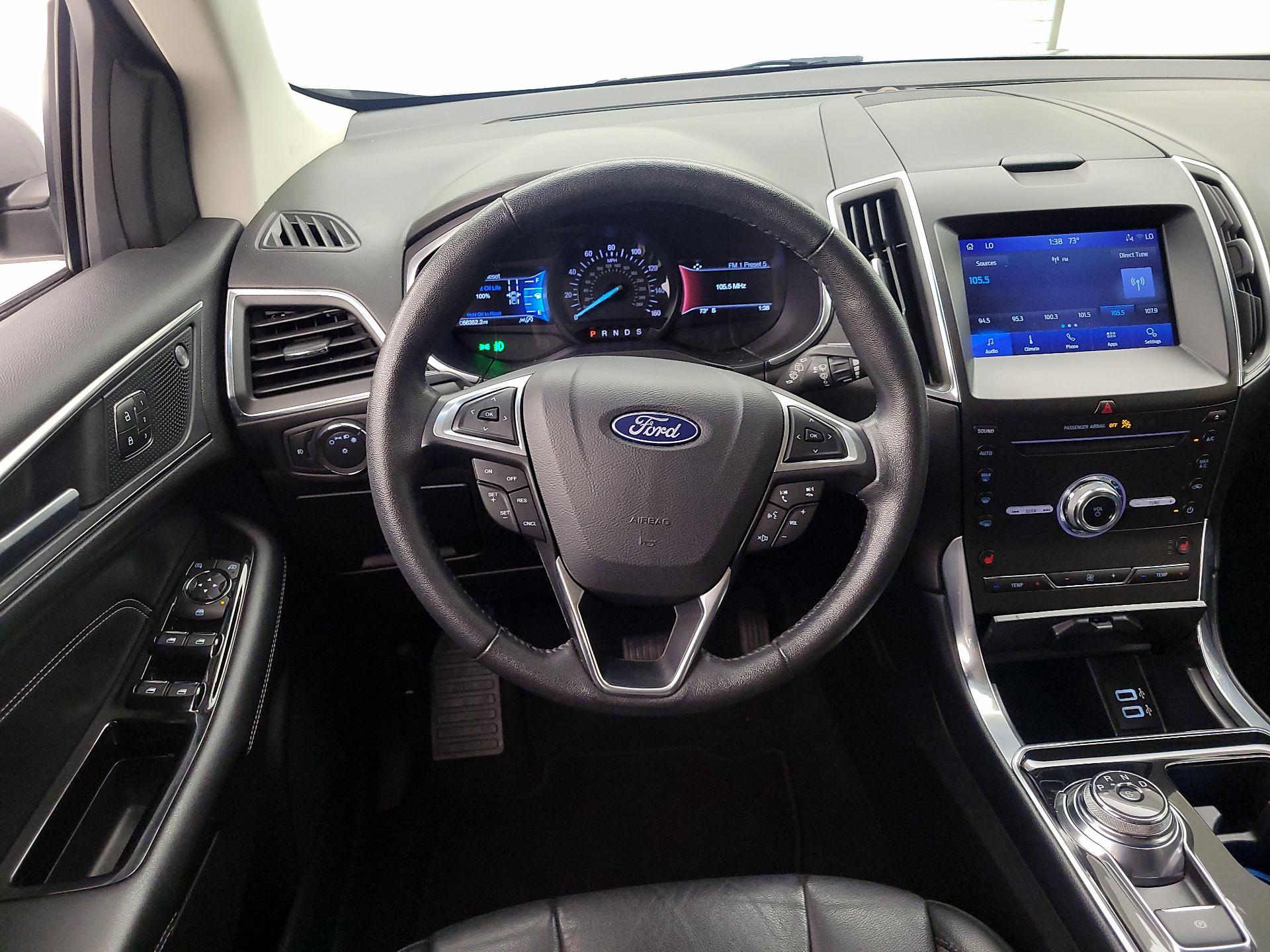 Thumbnail: 2019 Ford Edge - 10