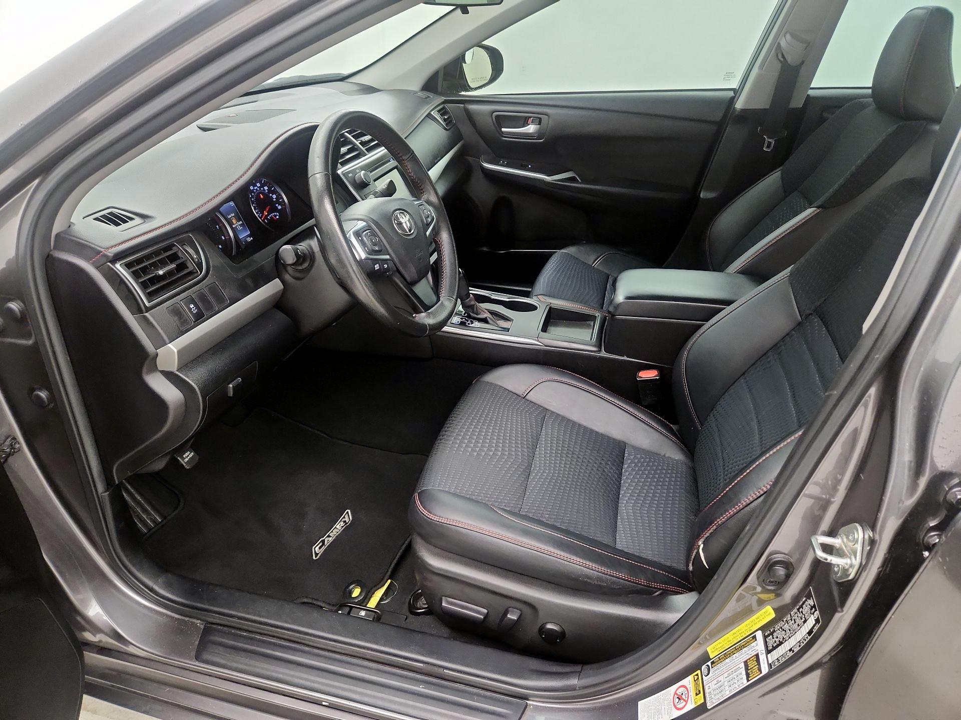 Thumbnail: 2015 Toyota Camry - 11