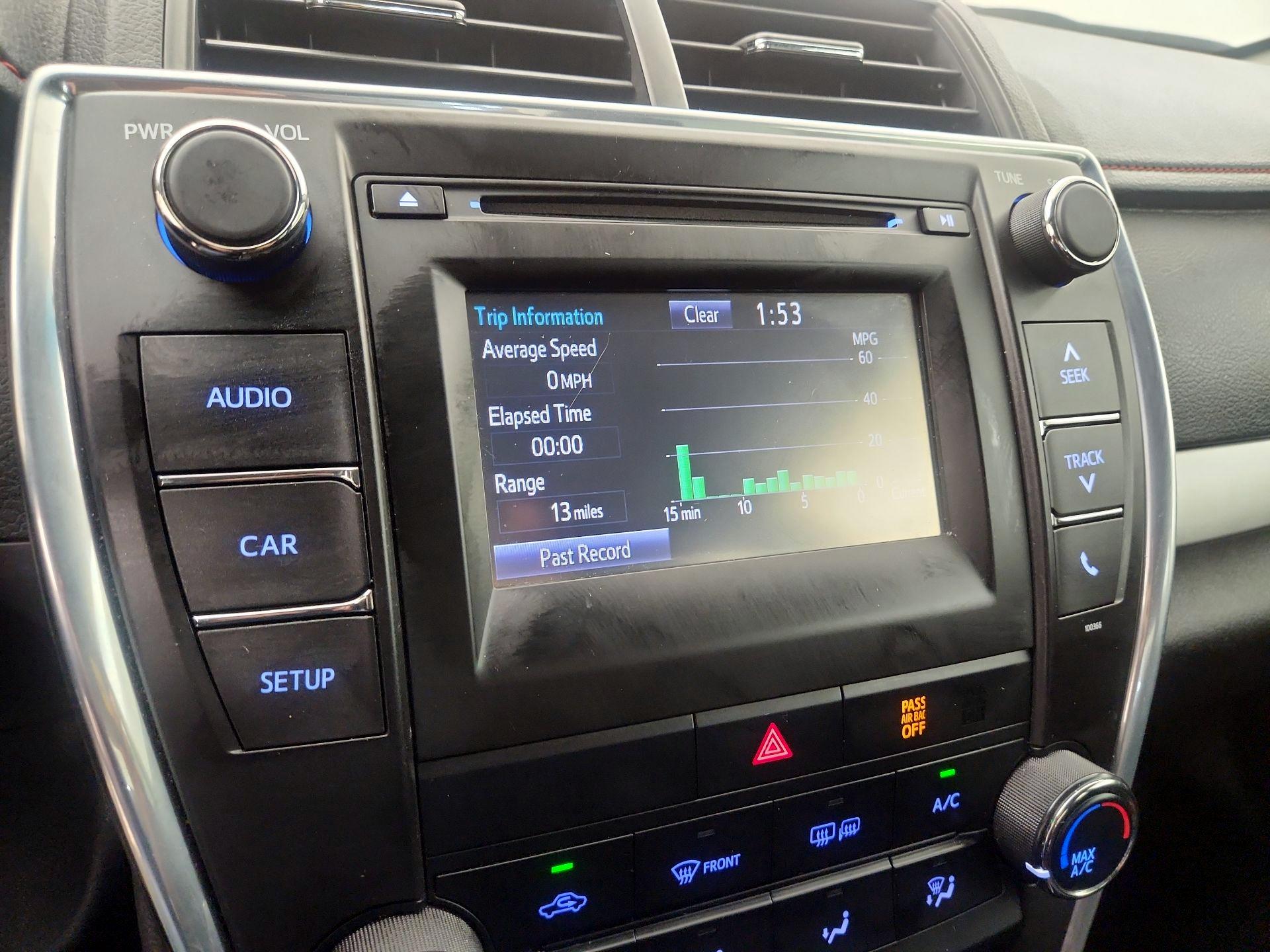 Thumbnail: 2015 Toyota Camry - 13