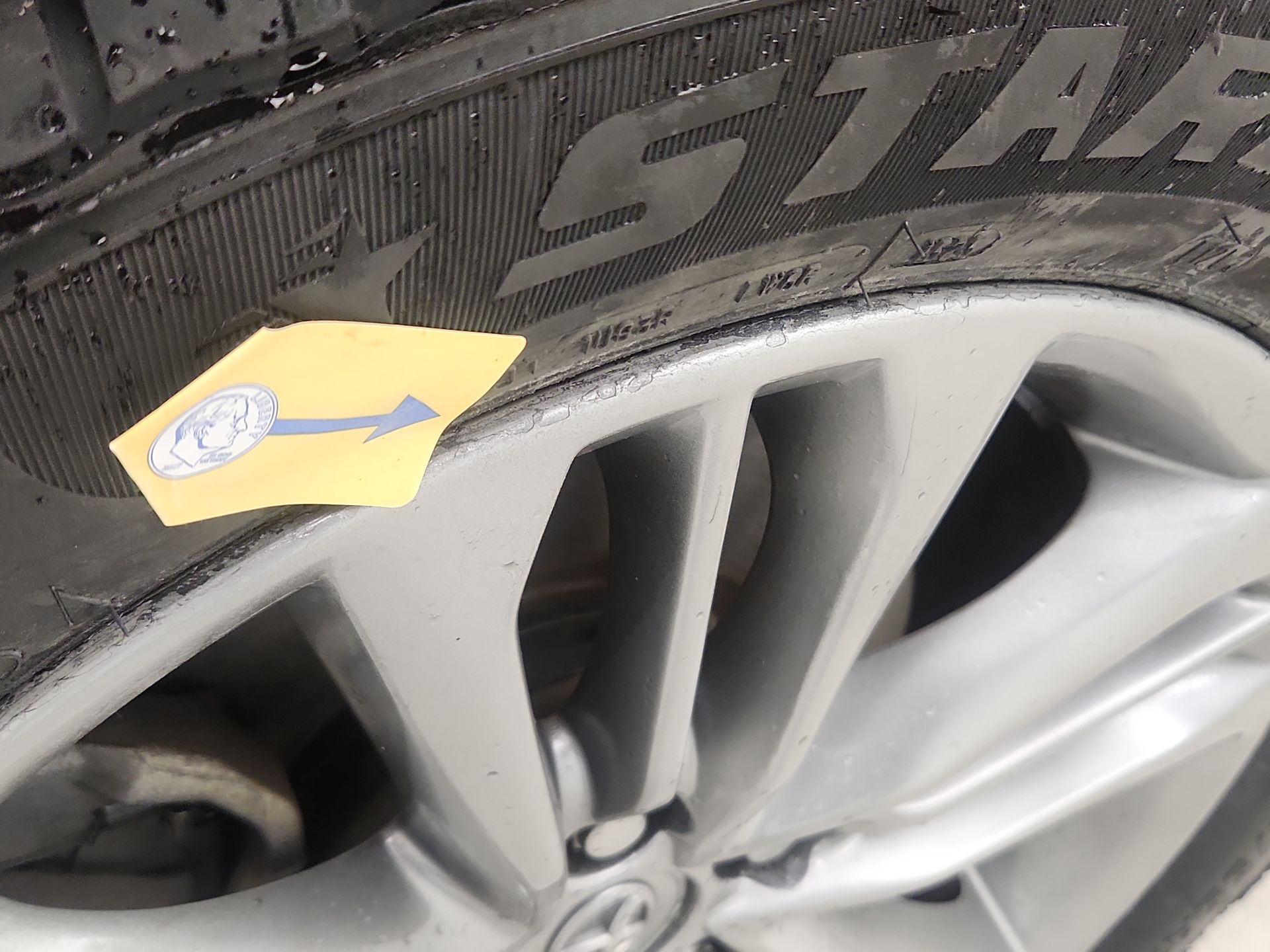 Thumbnail: 2015 Toyota Camry - 19