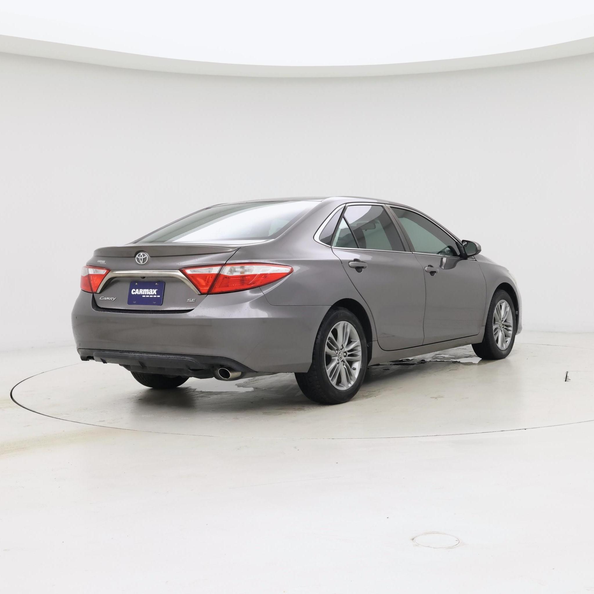 Thumbnail: 2015 Toyota Camry - 8