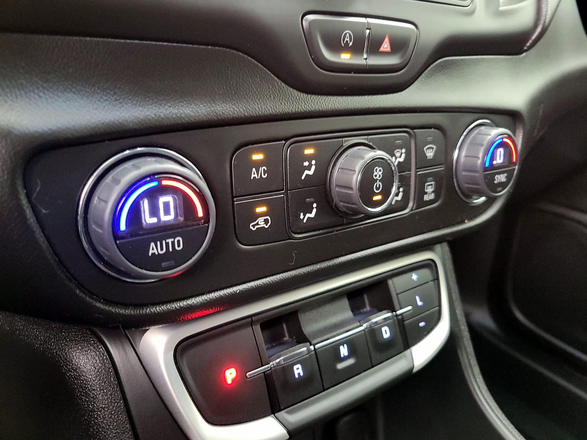 Thumbnail: 2023 GMC Terrain - 16