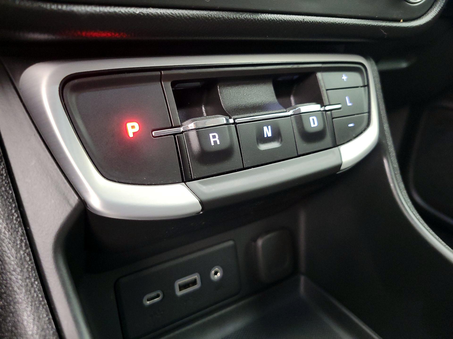Thumbnail: 2023 GMC Terrain - 17