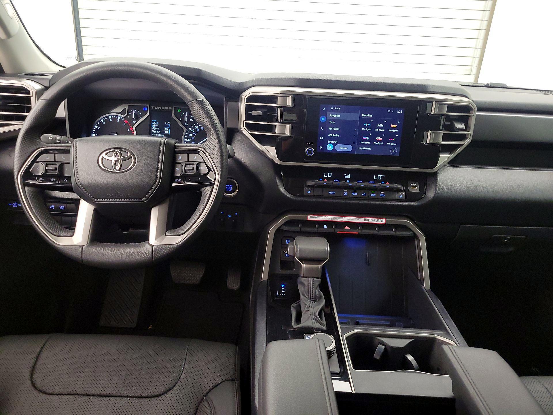 Thumbnail: 2024 Toyota Tundra - 9