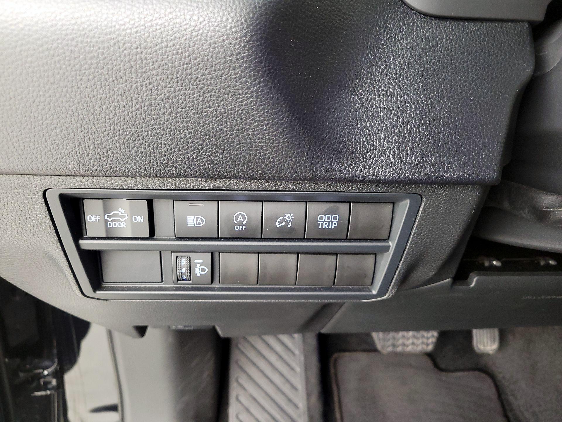 Thumbnail: 2024 Toyota Tundra - 13