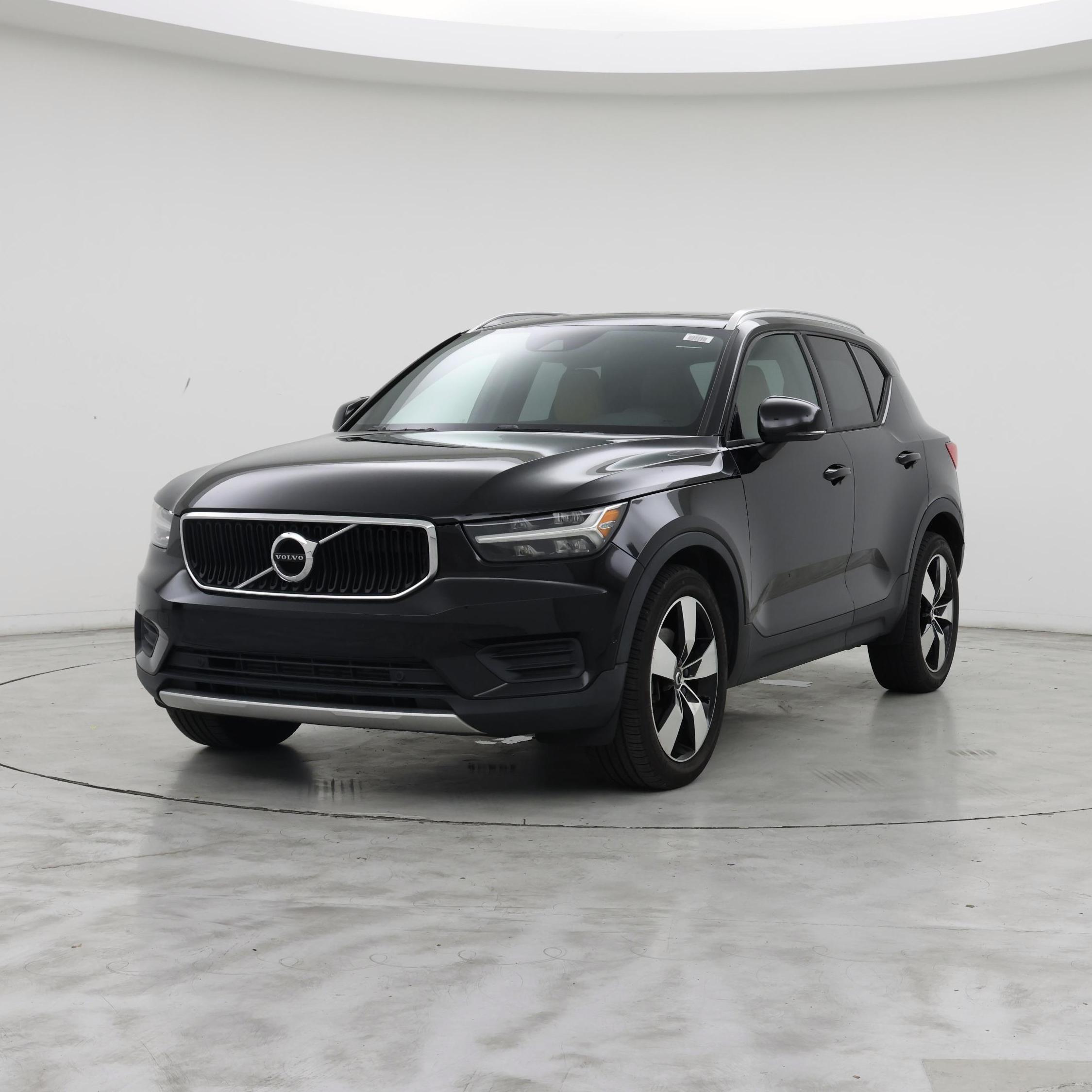 Thumbnail: 2019 Volvo XC40 - 4