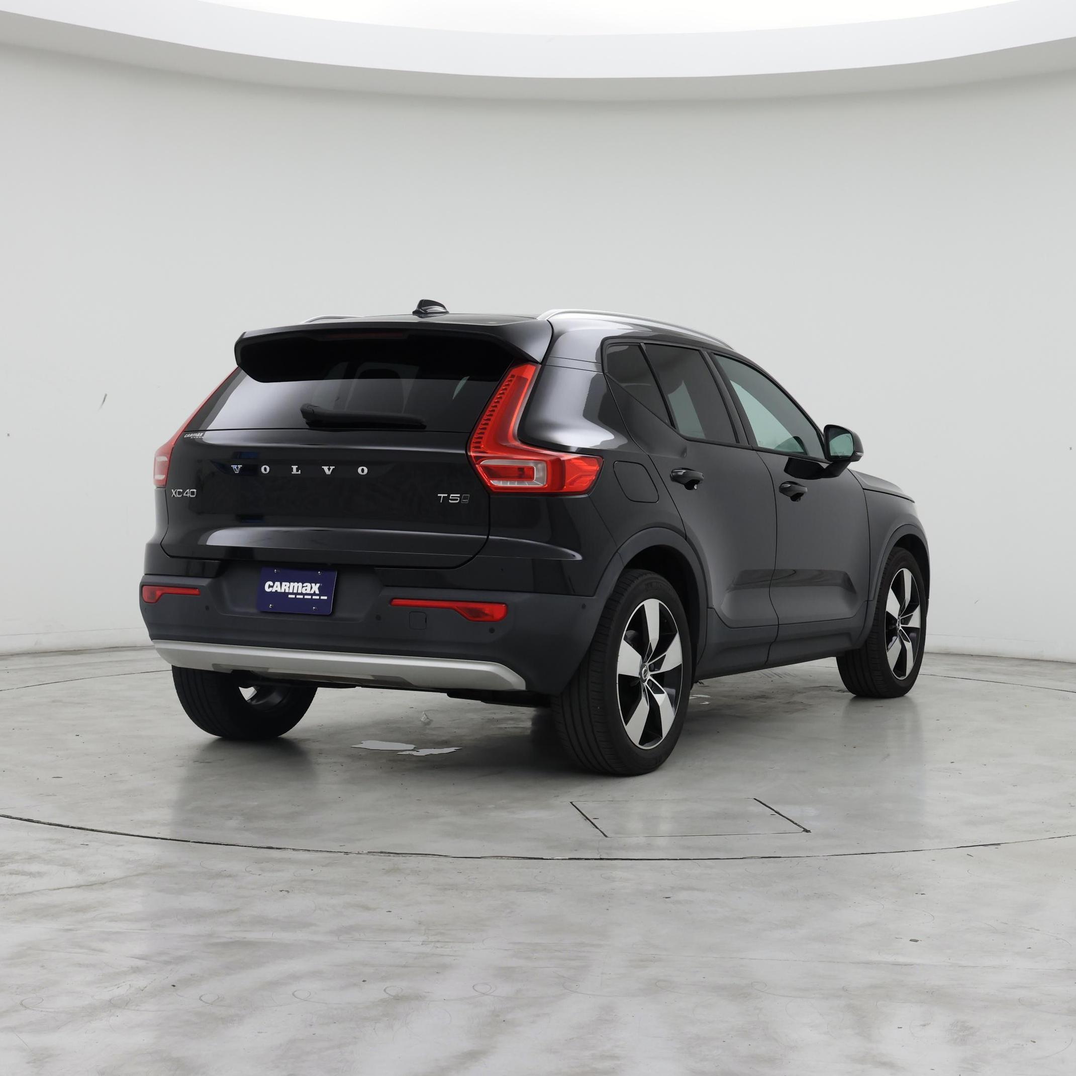 Thumbnail: 2019 Volvo XC40 - 8