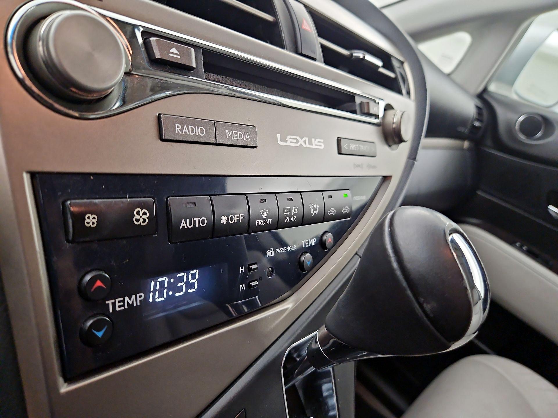 Thumbnail: 2015 Lexus RX - 16