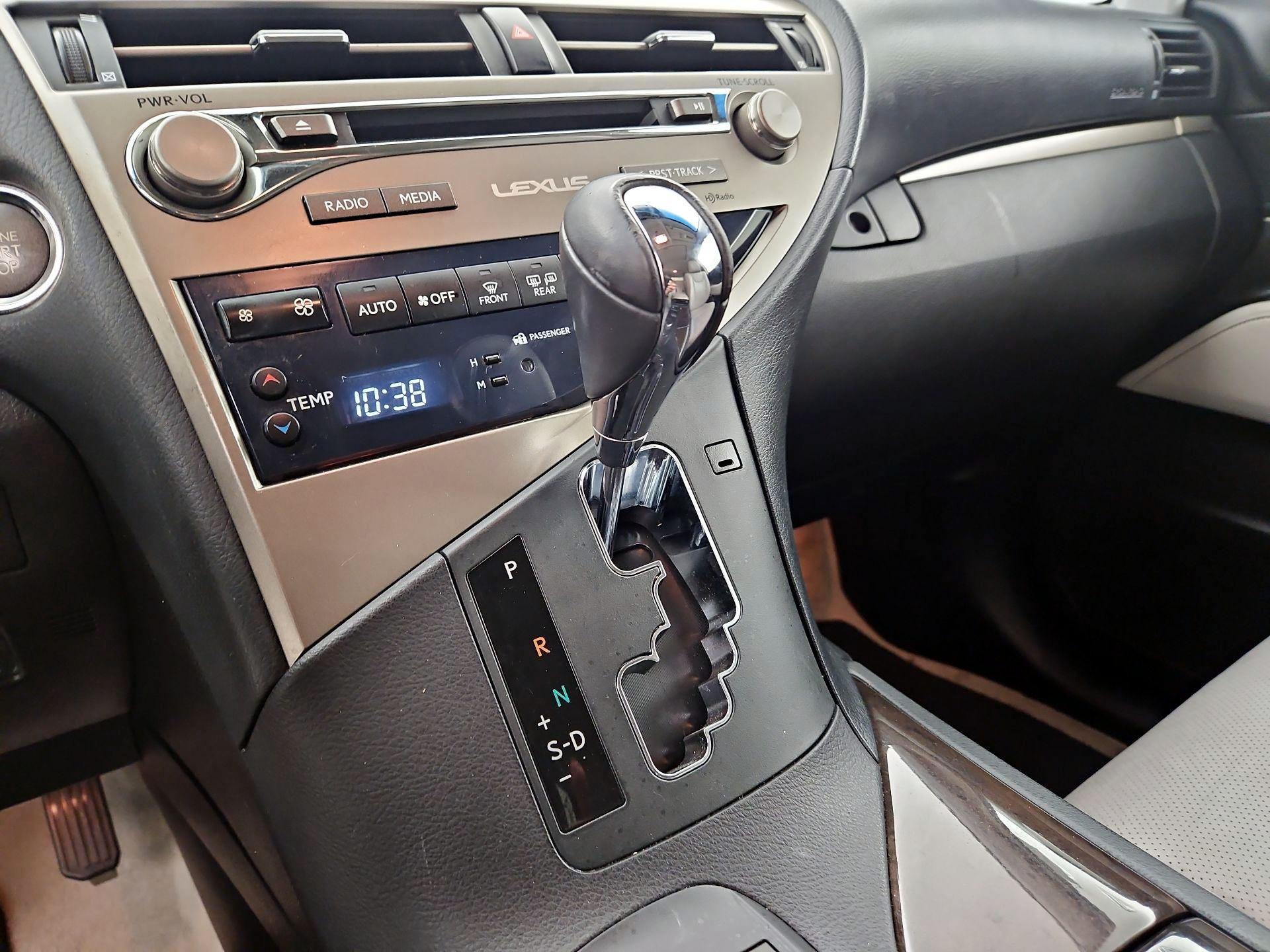 Thumbnail: 2015 Lexus RX - 17