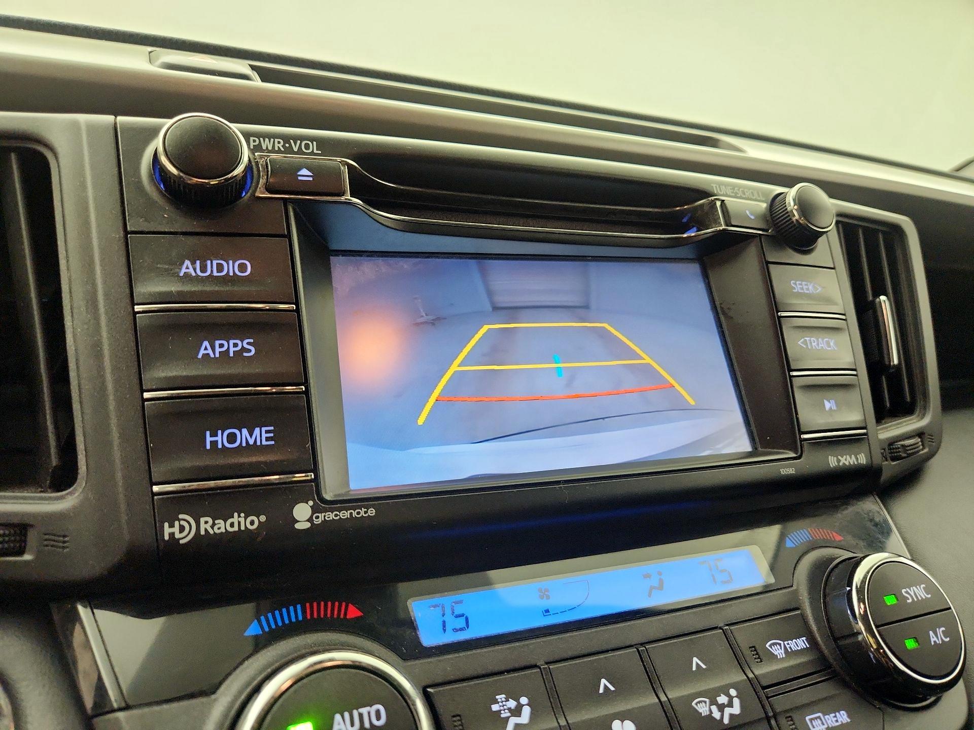 Thumbnail: 2018 Toyota RAV4 - 14