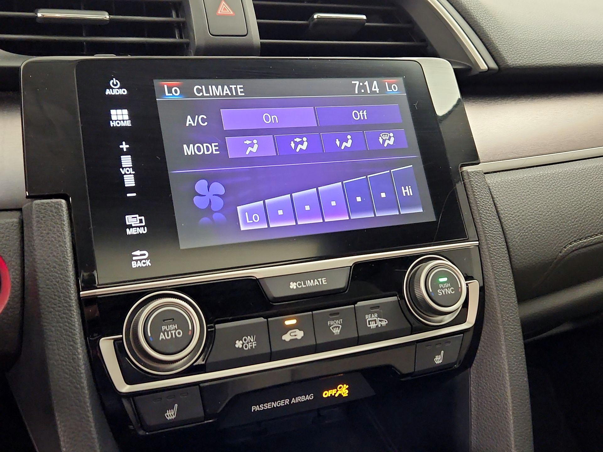 Thumbnail: 2016 Honda Civic - 16