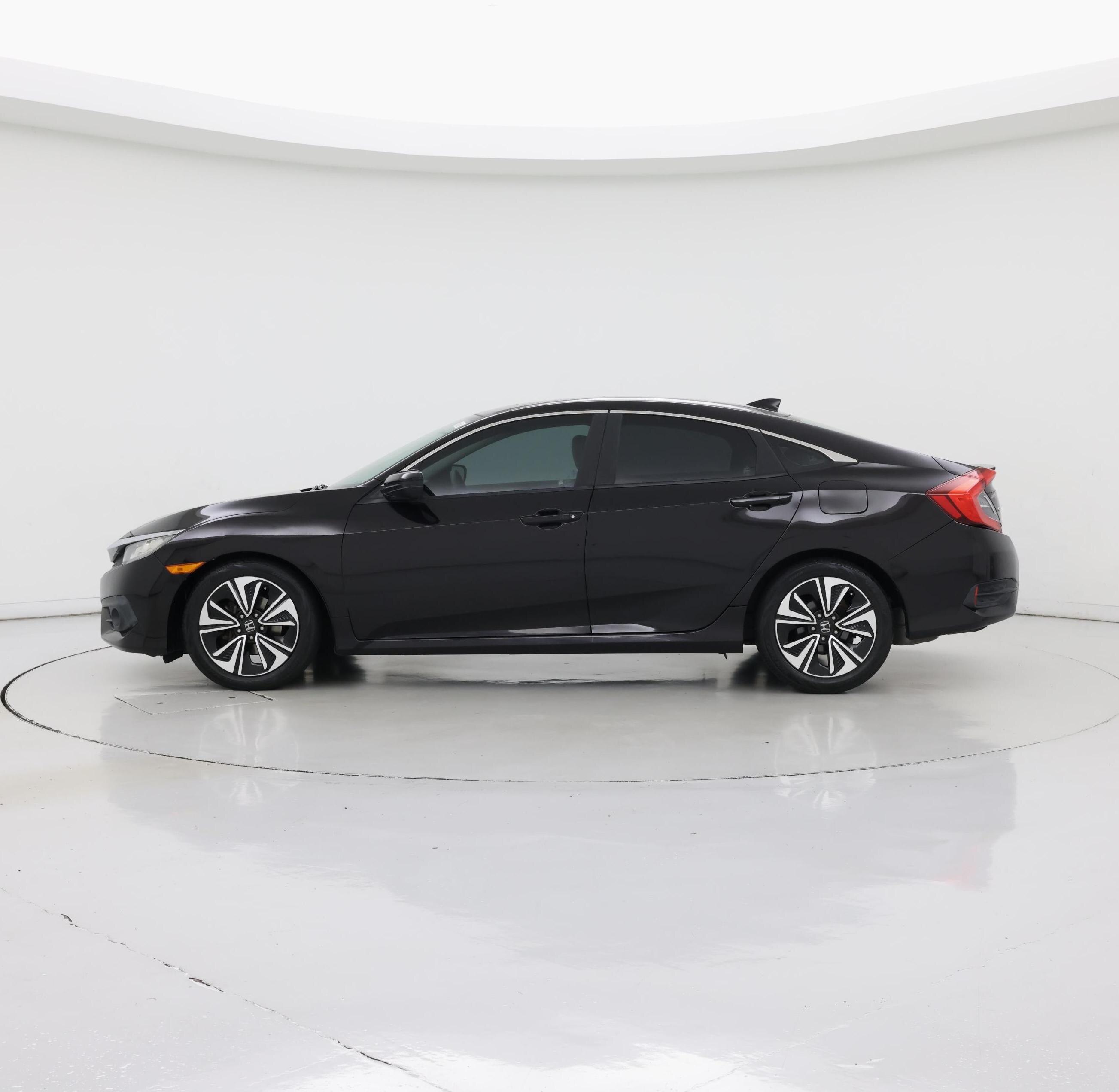 Thumbnail: 2016 Honda Civic - 3