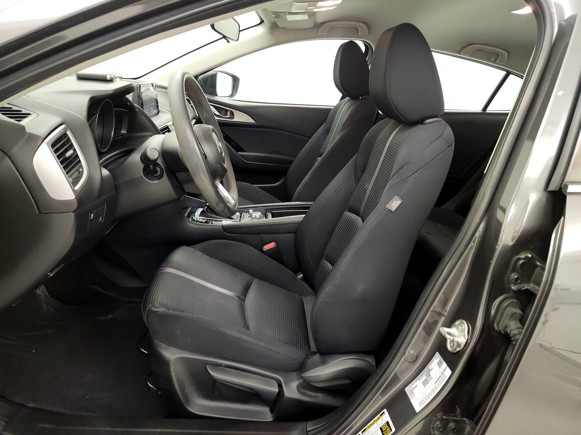 Thumbnail: 2017 Mazda Mazda3 - 11