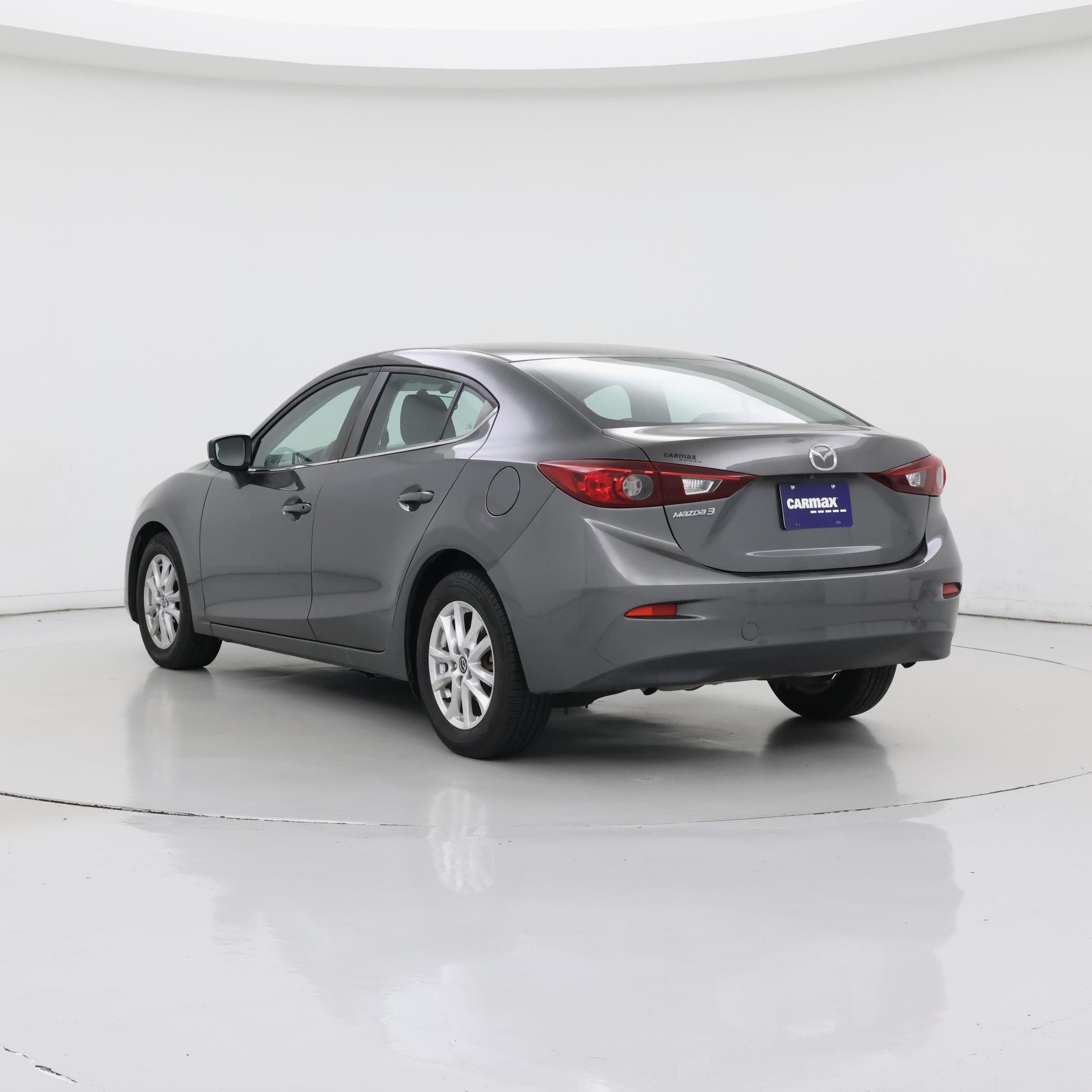Thumbnail: 2017 Mazda Mazda3 - 2