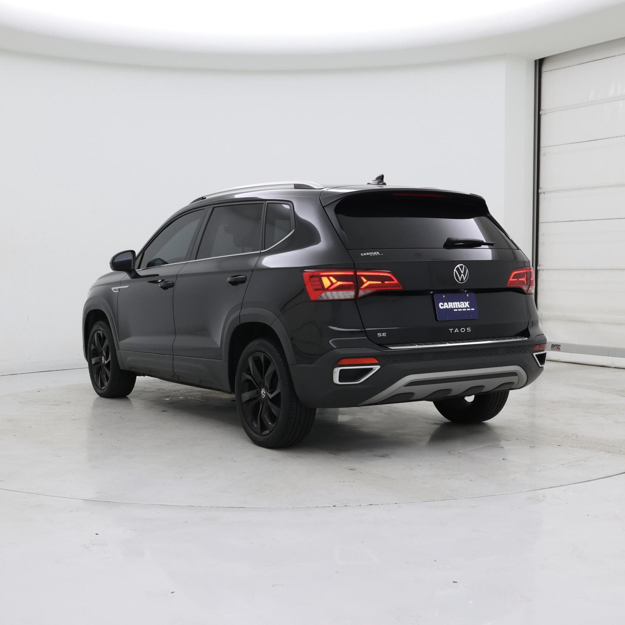 Thumbnail: 2022 Volkswagen Taos - 2