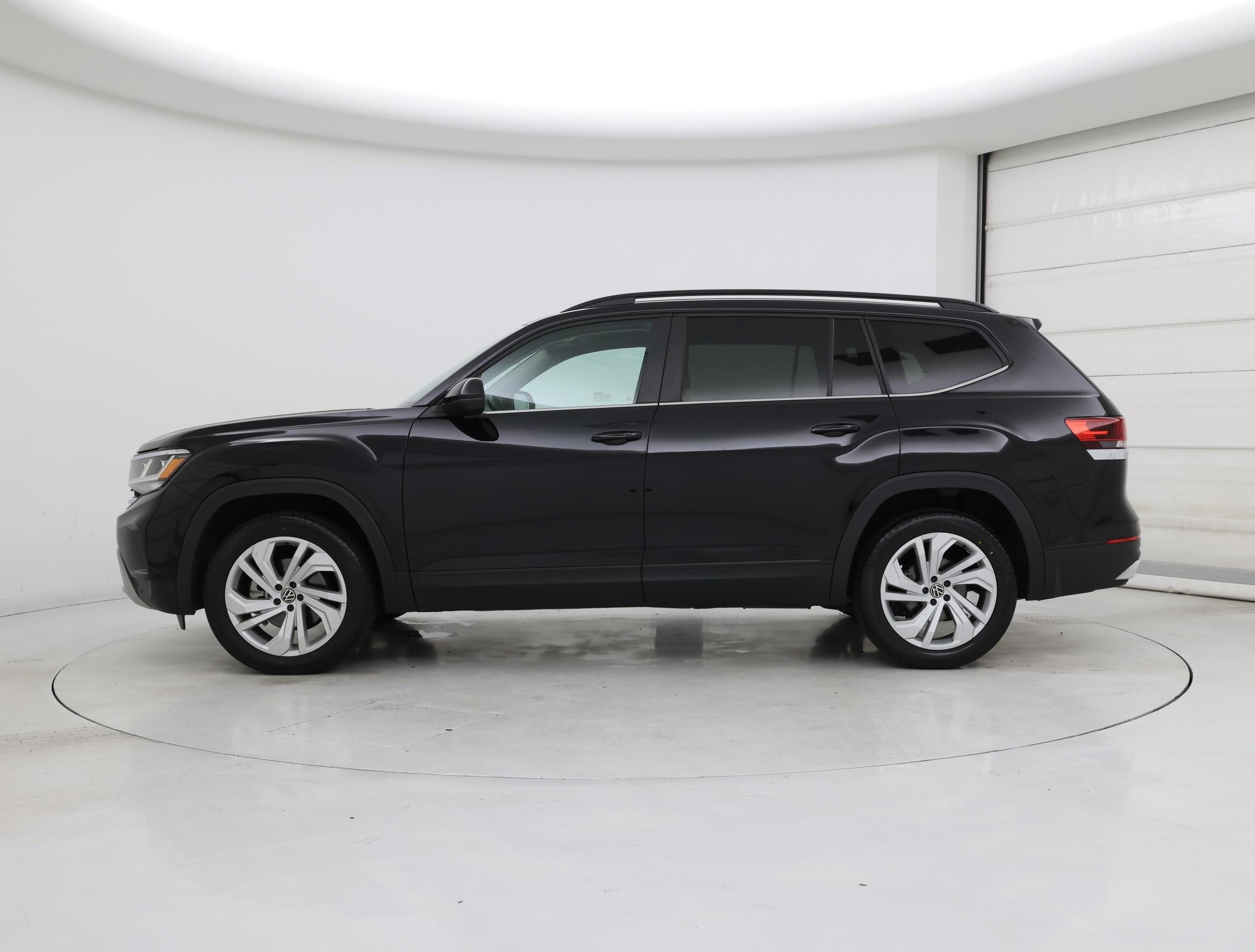 Thumbnail: 2021 Volkswagen Atlas - 3