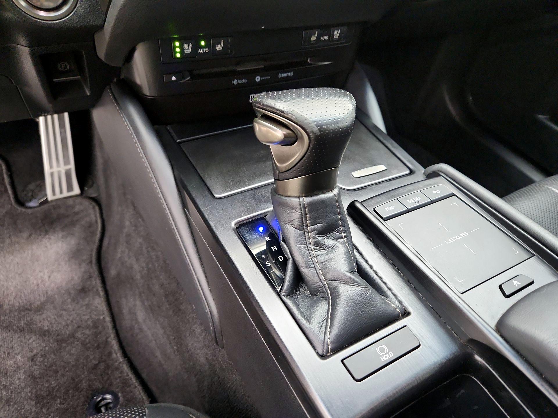 Thumbnail: 2019 Lexus ES - 17