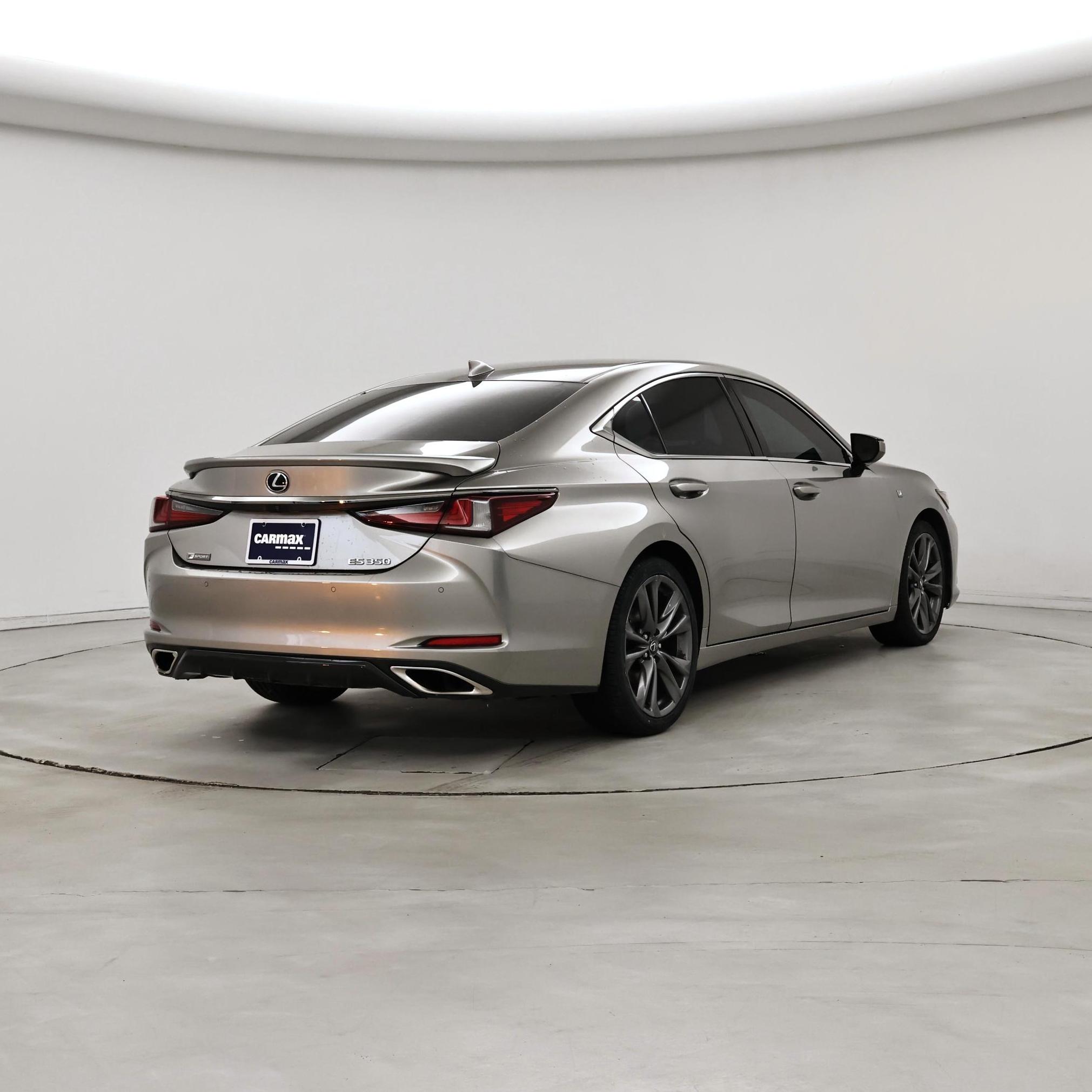 Thumbnail: 2019 Lexus ES - 8