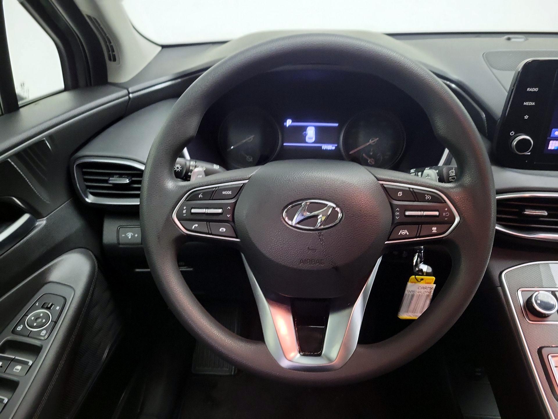 Thumbnail: 2023 Hyundai Santa Fe - 10