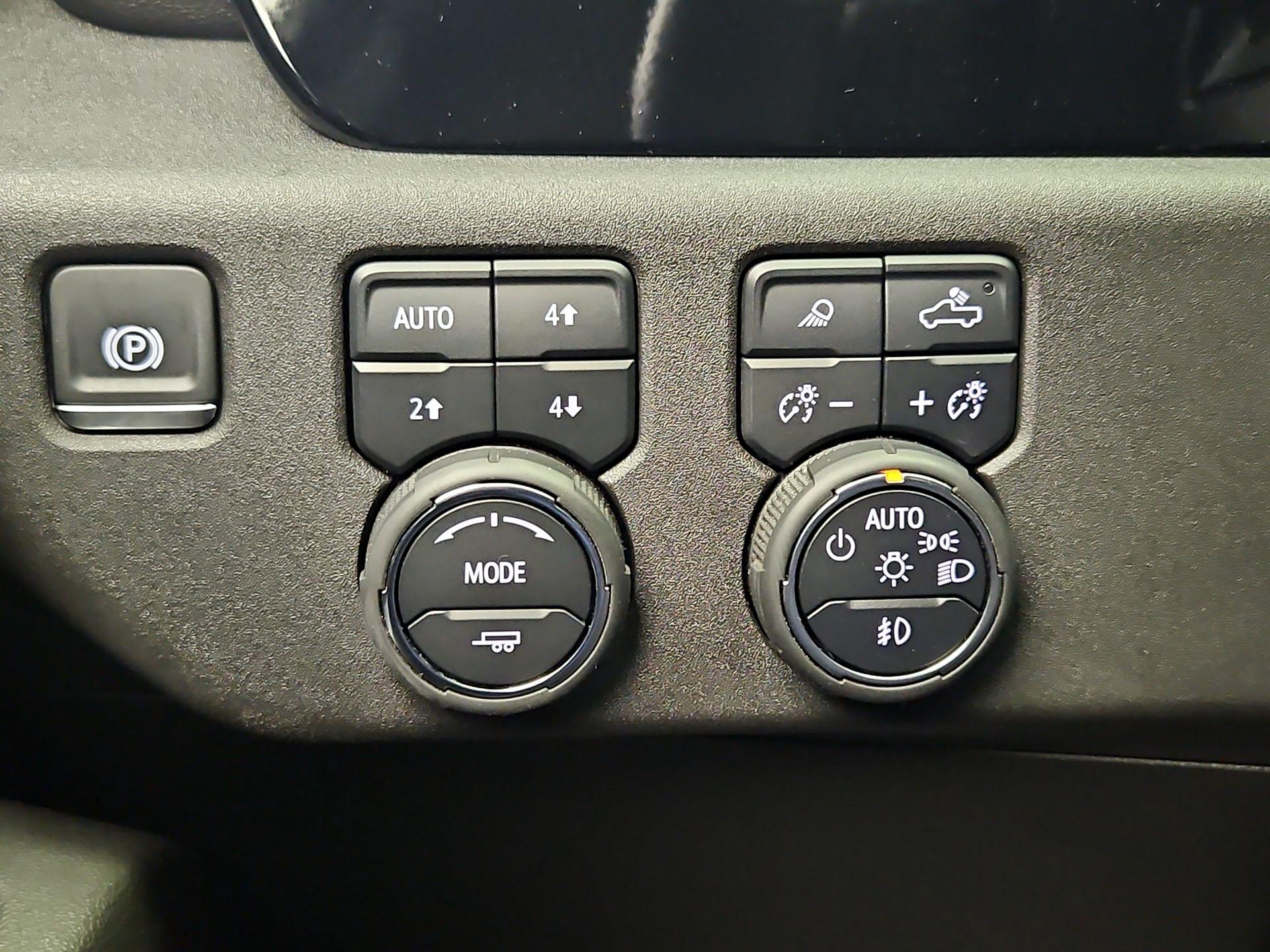 Thumbnail: 2024 Chevrolet Silverado 1500 - 13