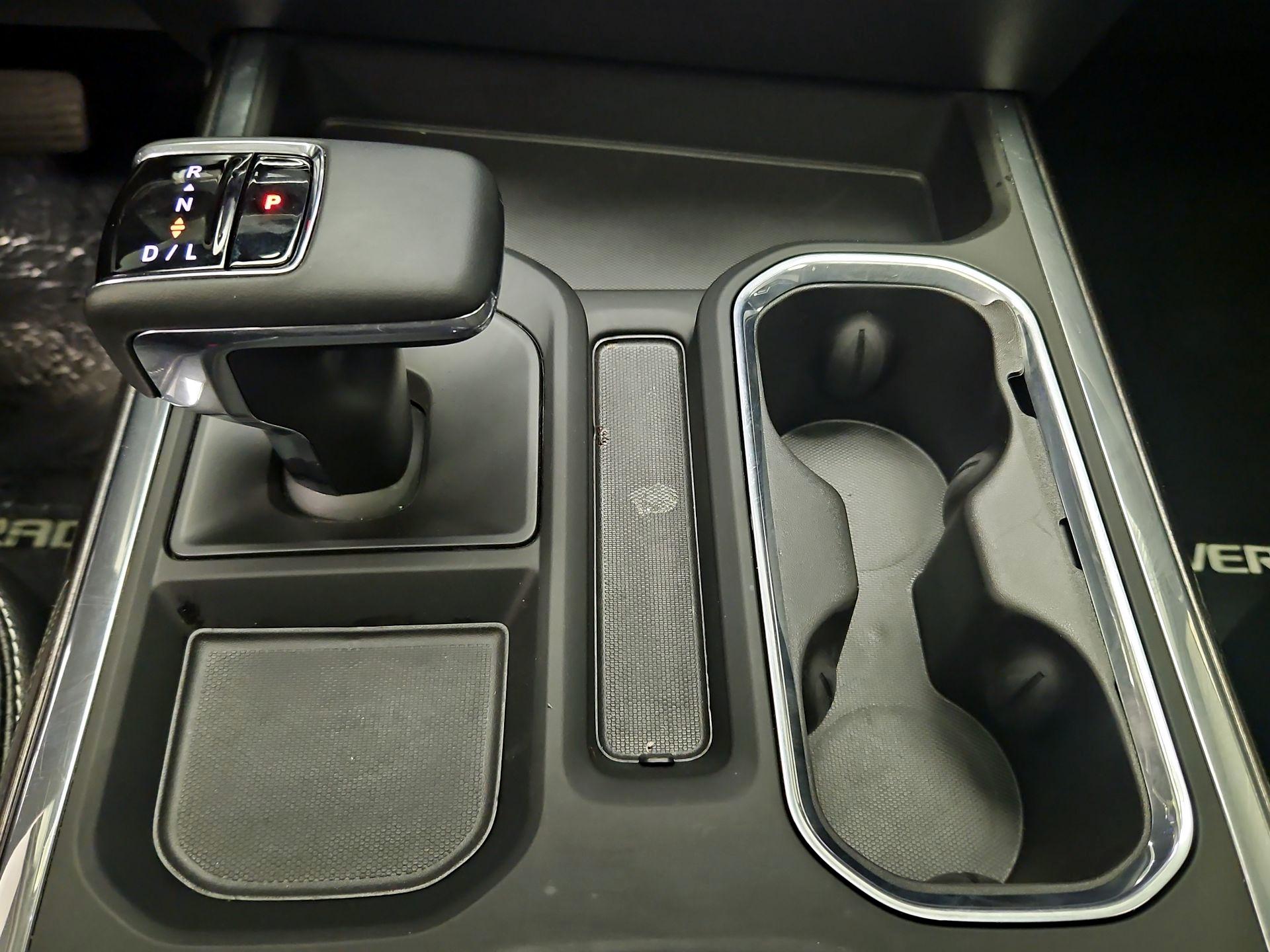 Thumbnail: 2024 Chevrolet Silverado 1500 - 17