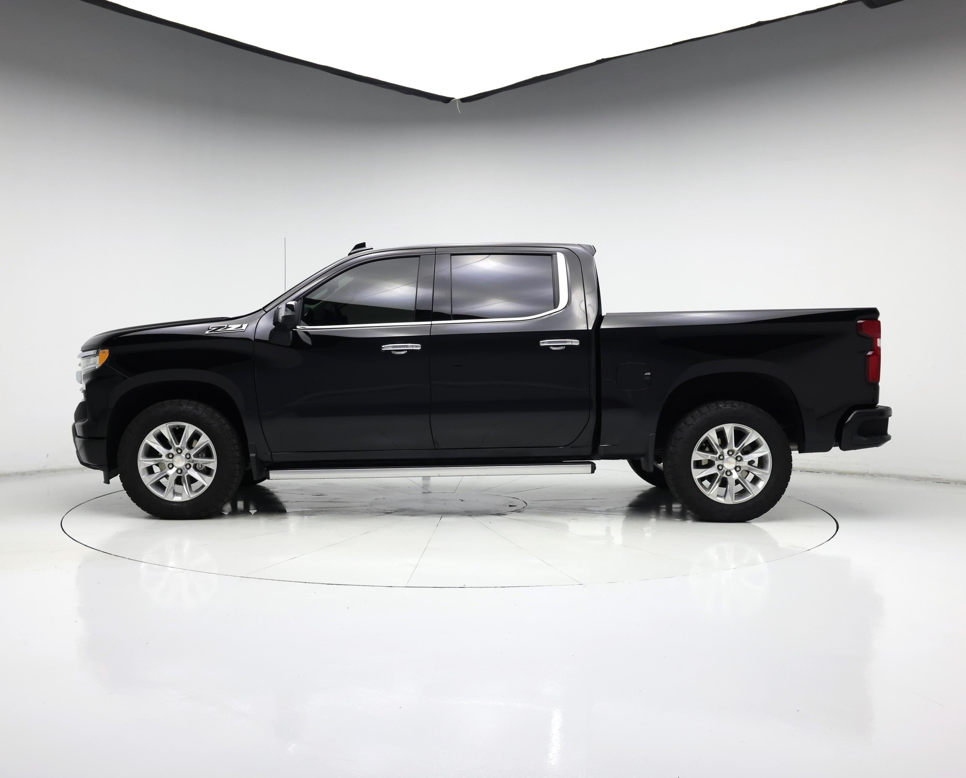 Thumbnail: 2024 Chevrolet Silverado 1500 - 3