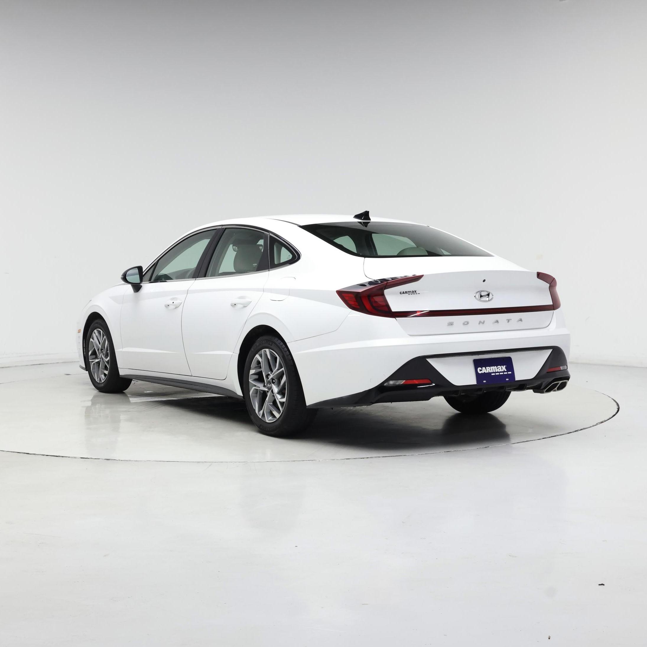 Thumbnail: 2023 Hyundai Sonata - 2