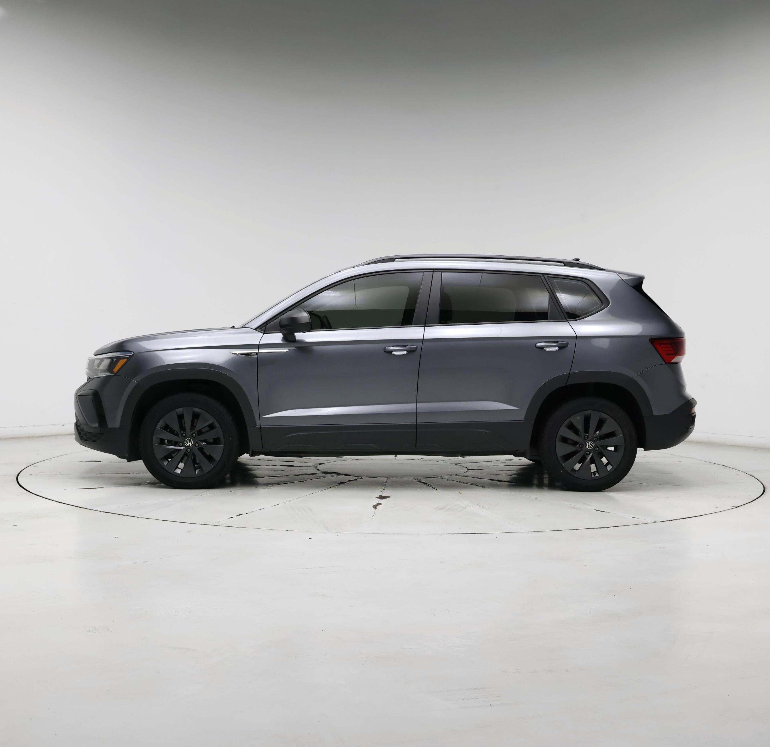 Thumbnail: 2022 Volkswagen Taos - 3