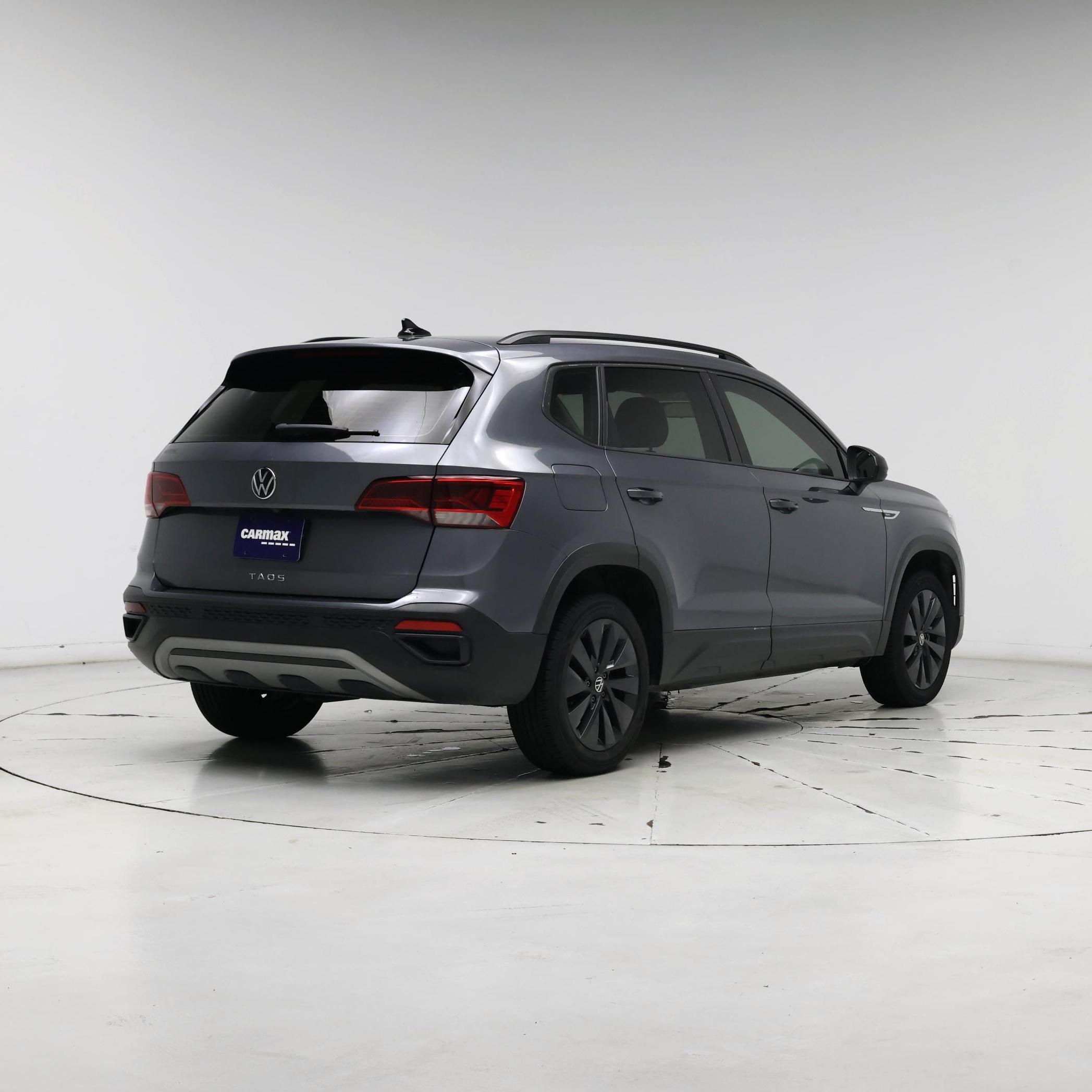 Thumbnail: 2022 Volkswagen Taos - 8