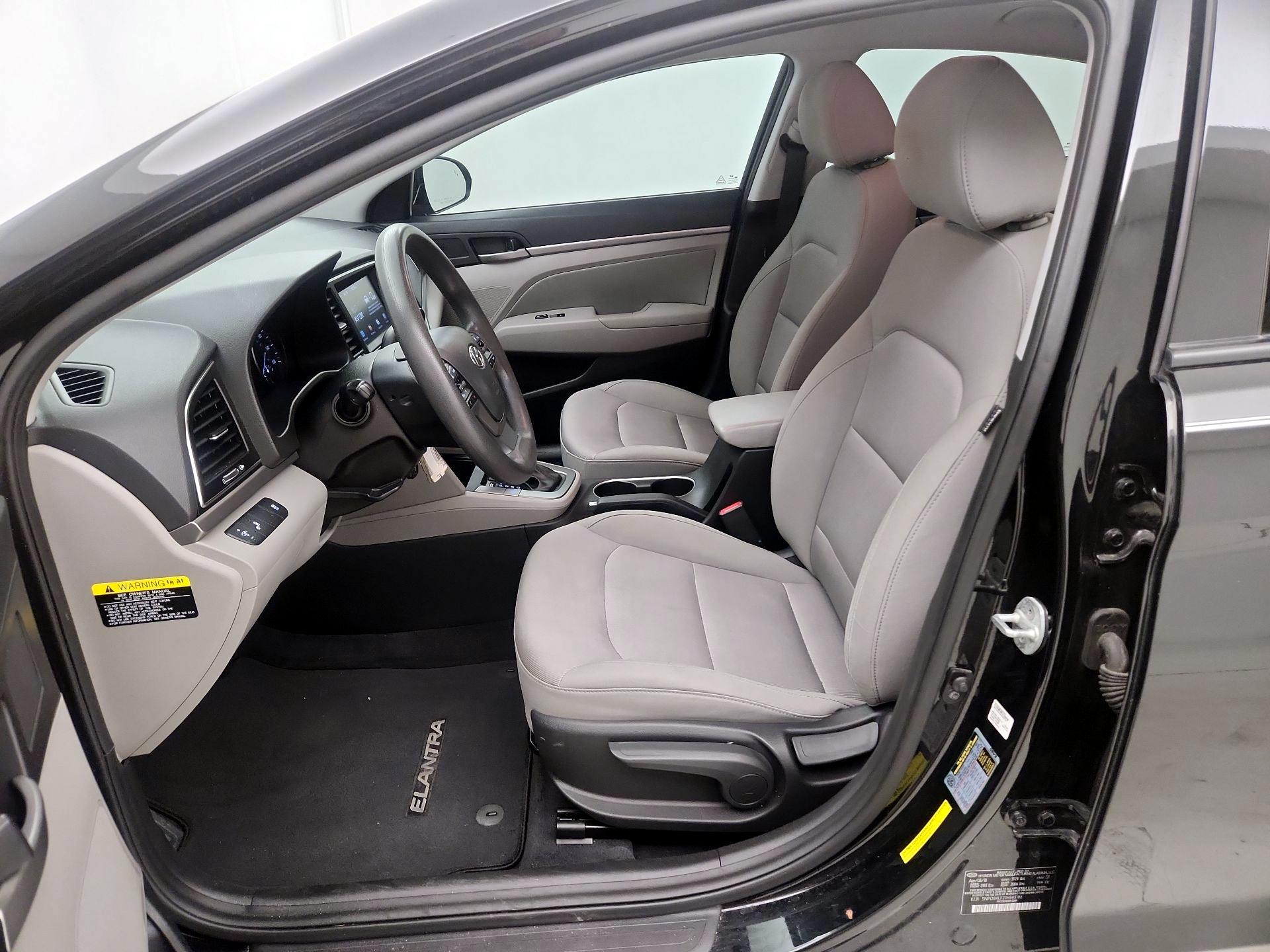 Thumbnail: 2018 Hyundai Elantra - 11