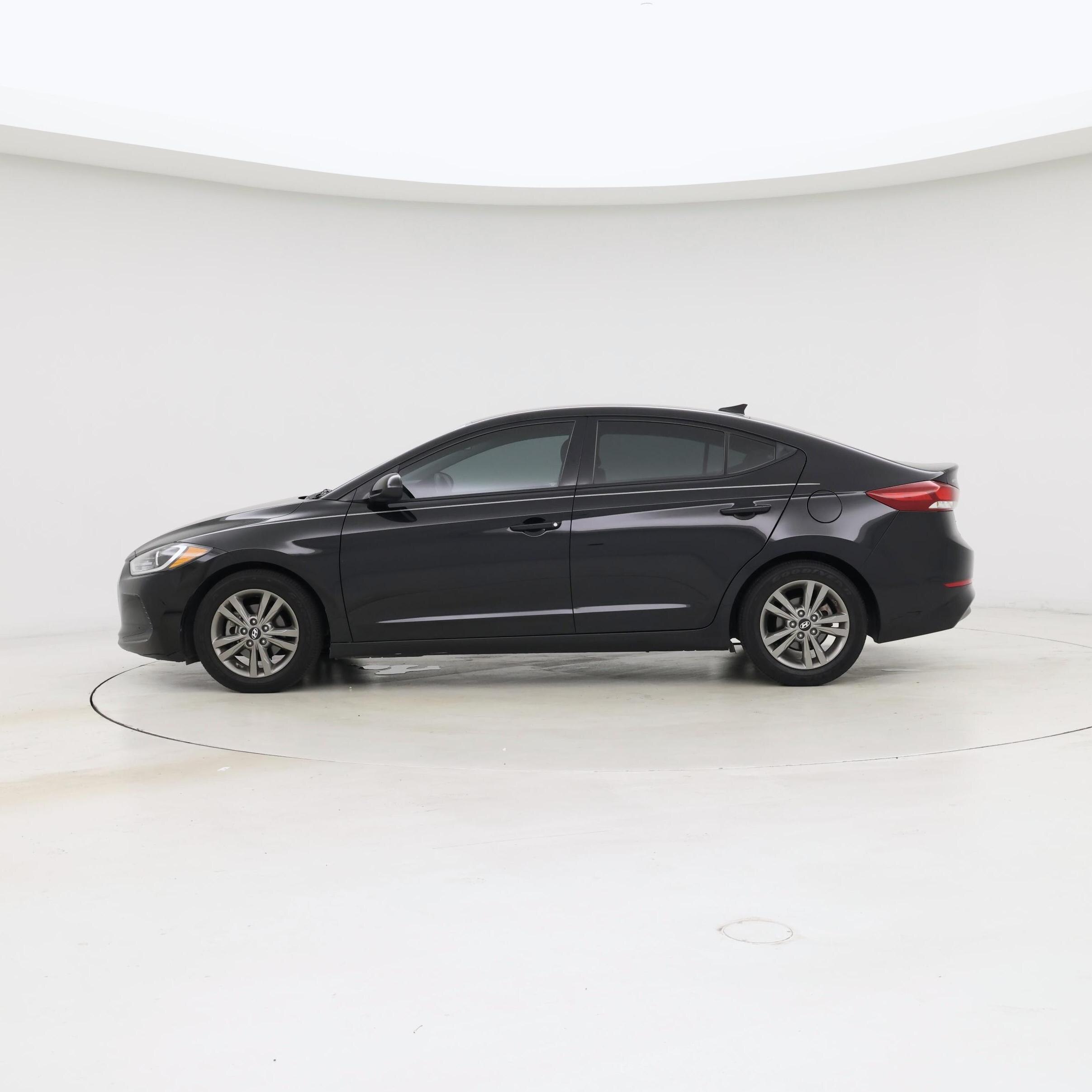 Thumbnail: 2018 Hyundai Elantra - 3