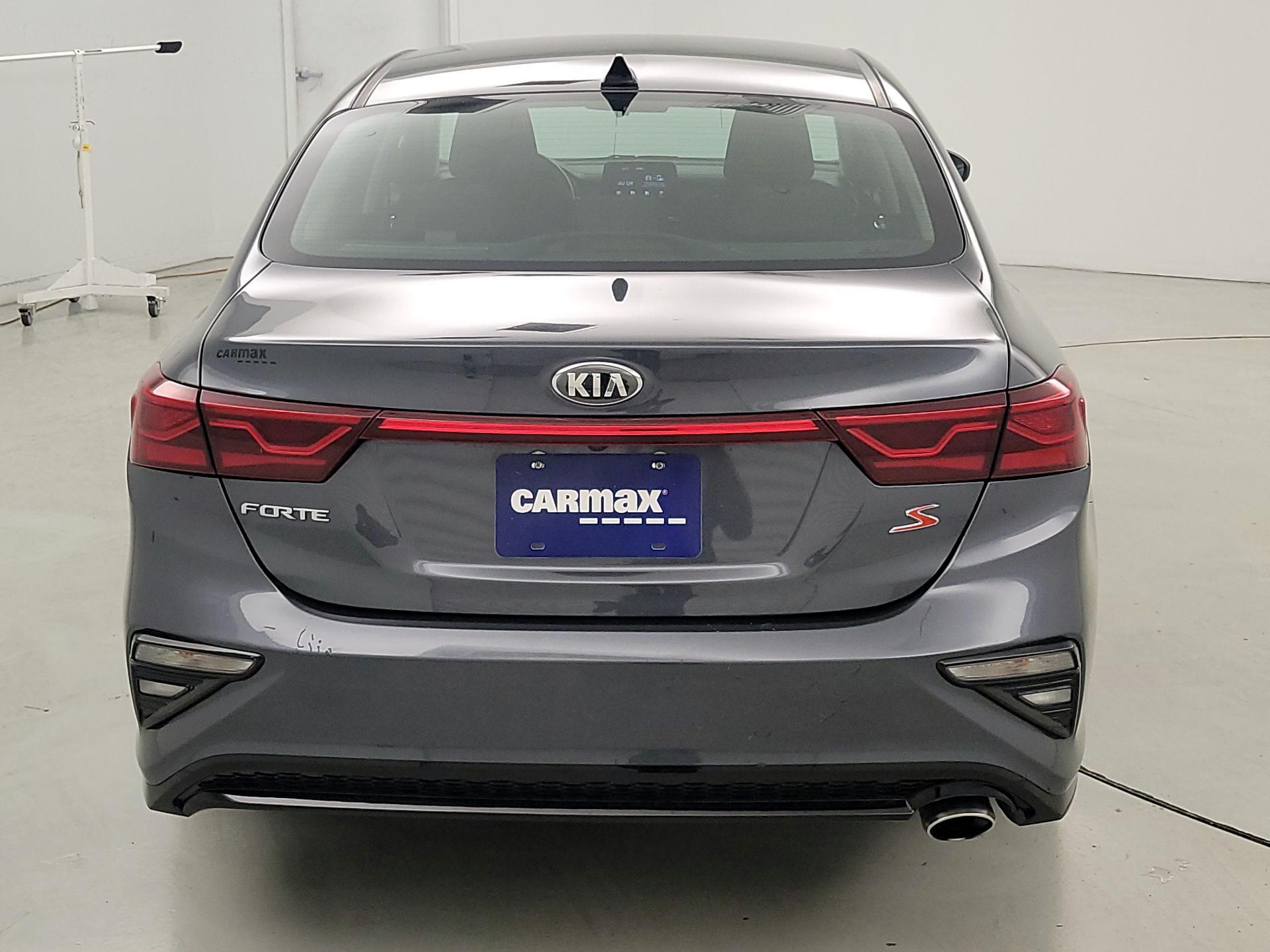Thumbnail: 2019 Kia Forte - 6
