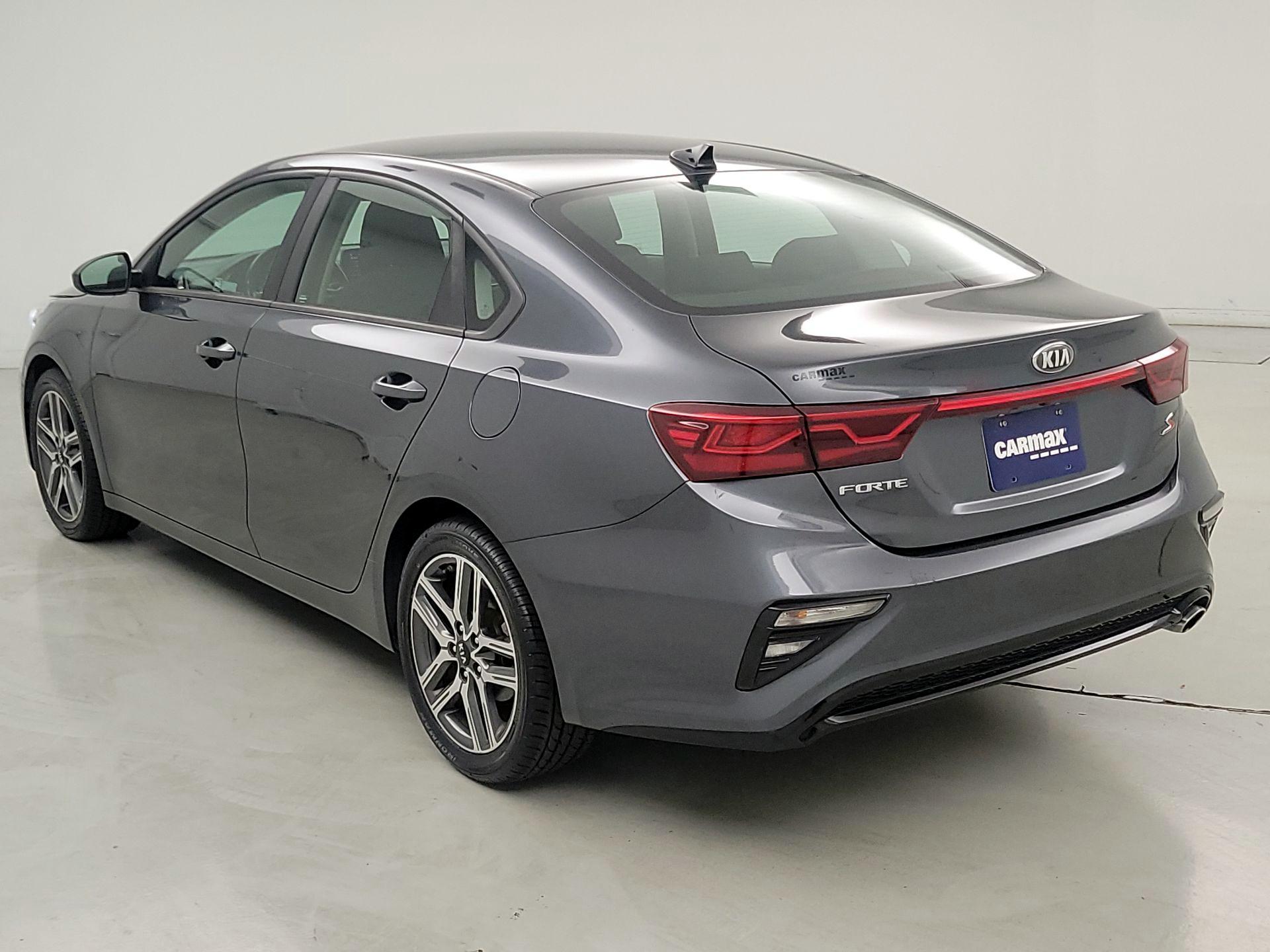 Thumbnail: 2019 Kia Forte - 7