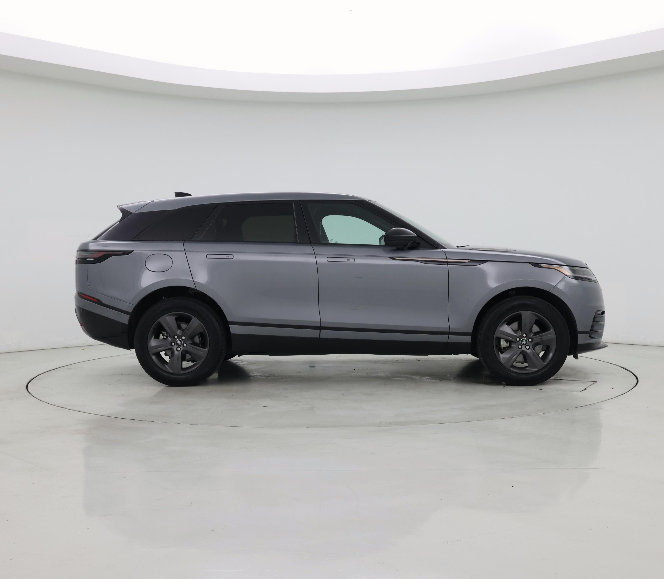 Thumbnail: 2025 Land Rover Range Rover Velar - 7