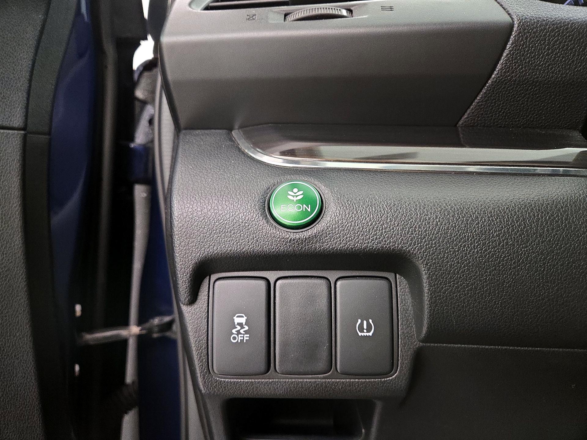 Thumbnail: 2016 Honda CR-V - 13