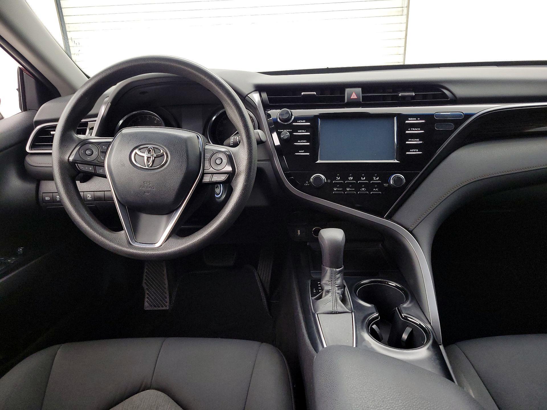Thumbnail: 2019 Toyota Camry - 9