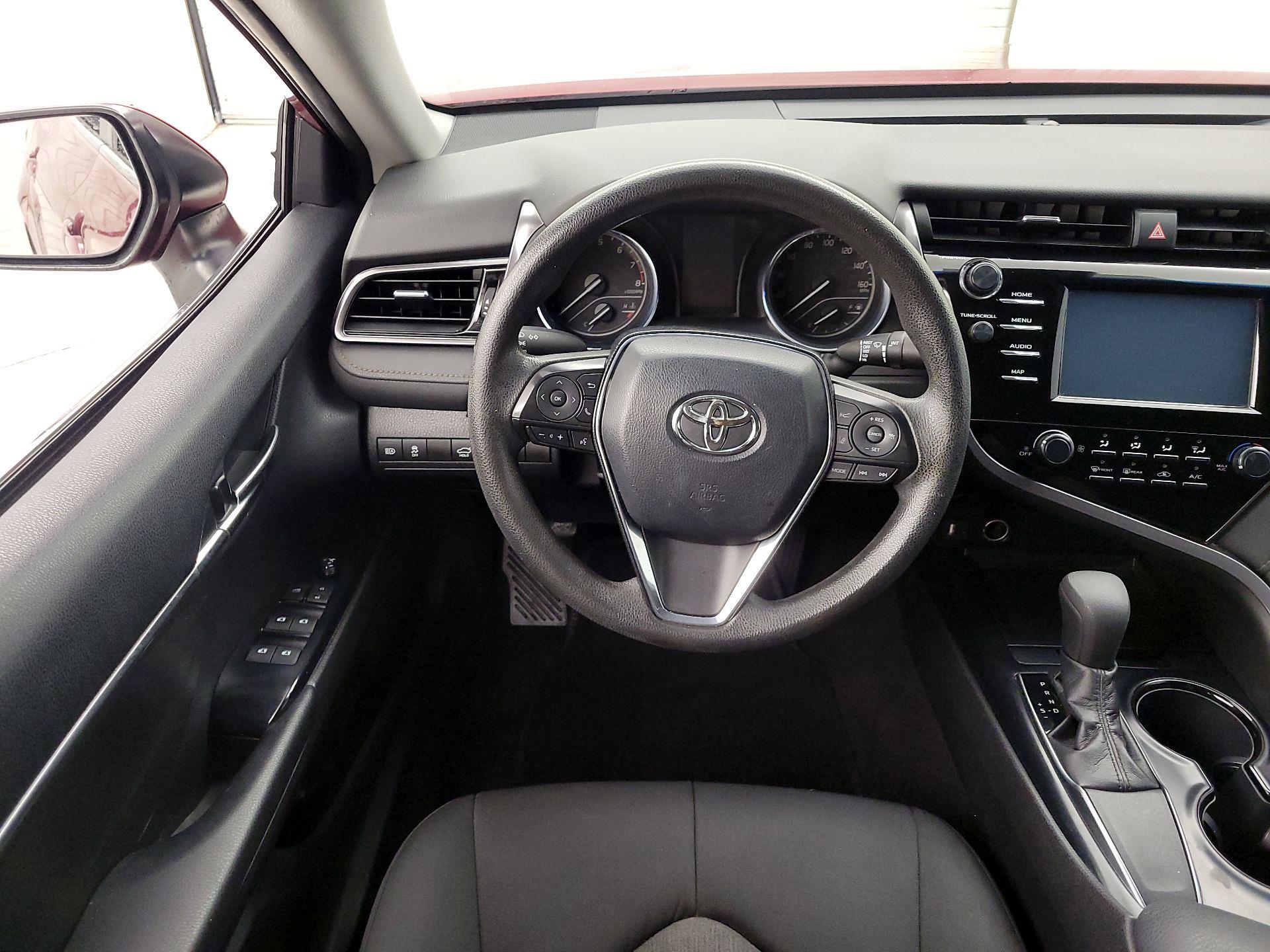 Thumbnail: 2019 Toyota Camry - 10