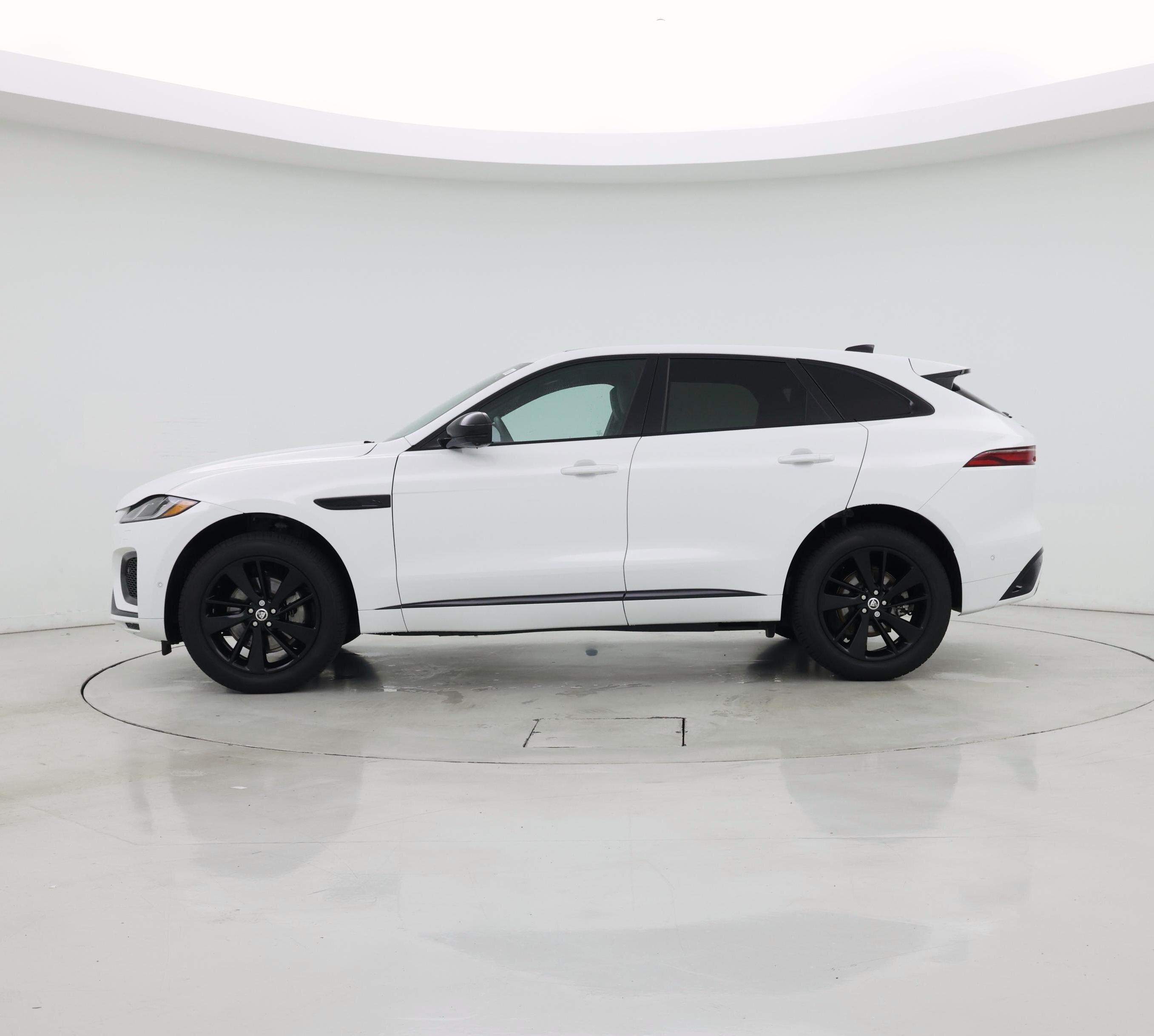 Thumbnail: 2025 Jaguar F-Pace - 3