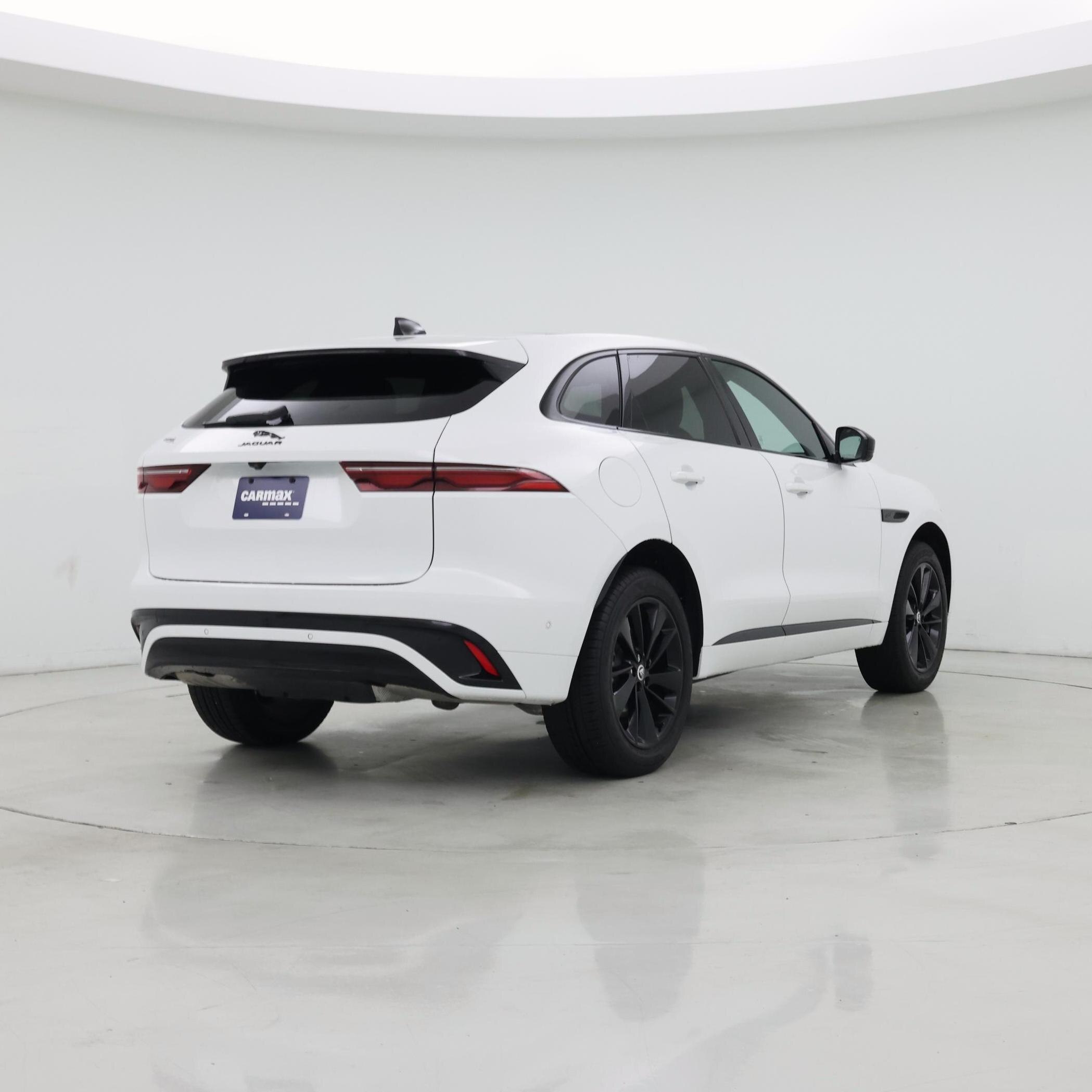 Thumbnail: 2025 Jaguar F-Pace - 8